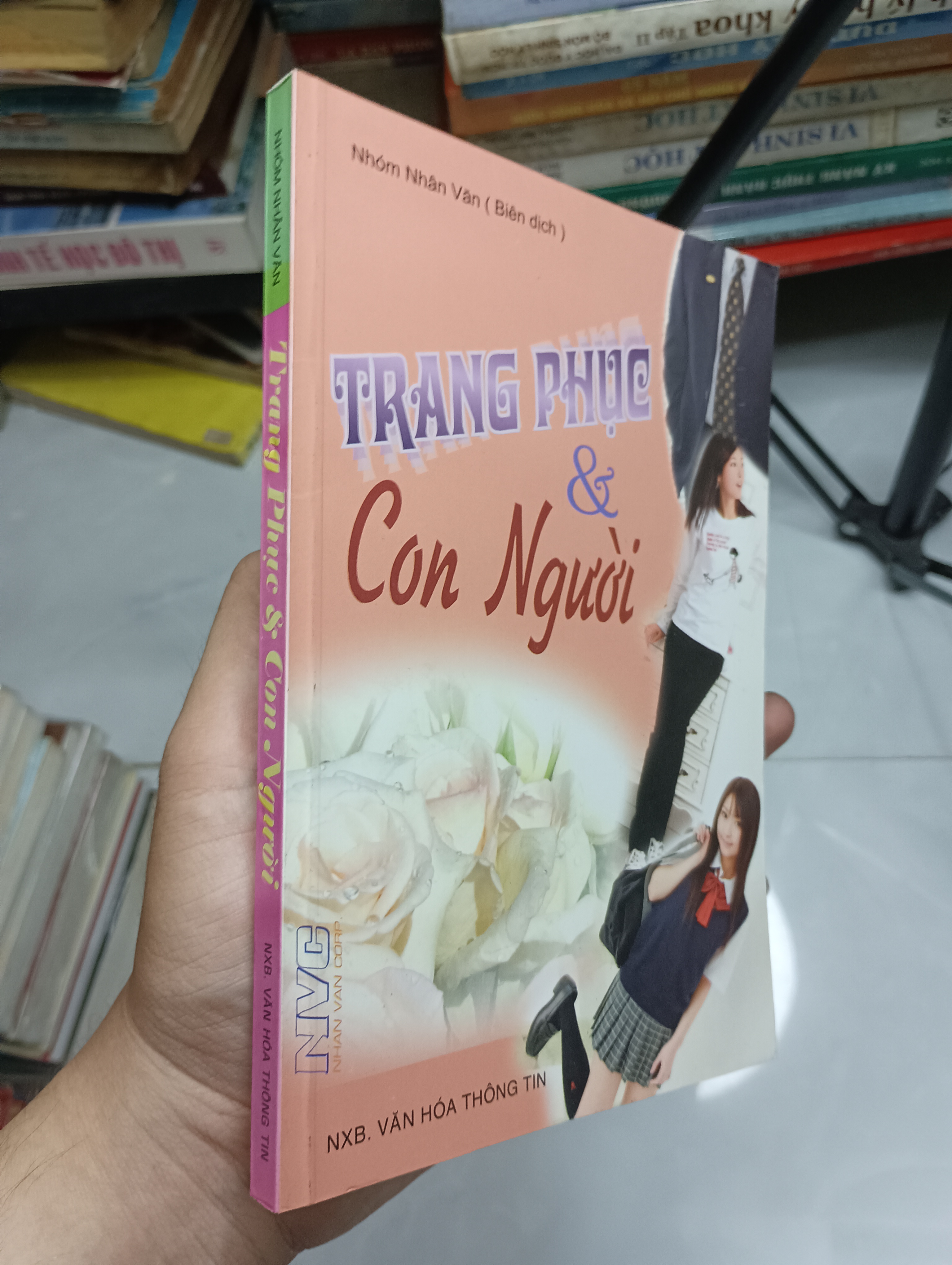 Trang Phục & Con Người (Sách kiến thức tổng hợp) SPP