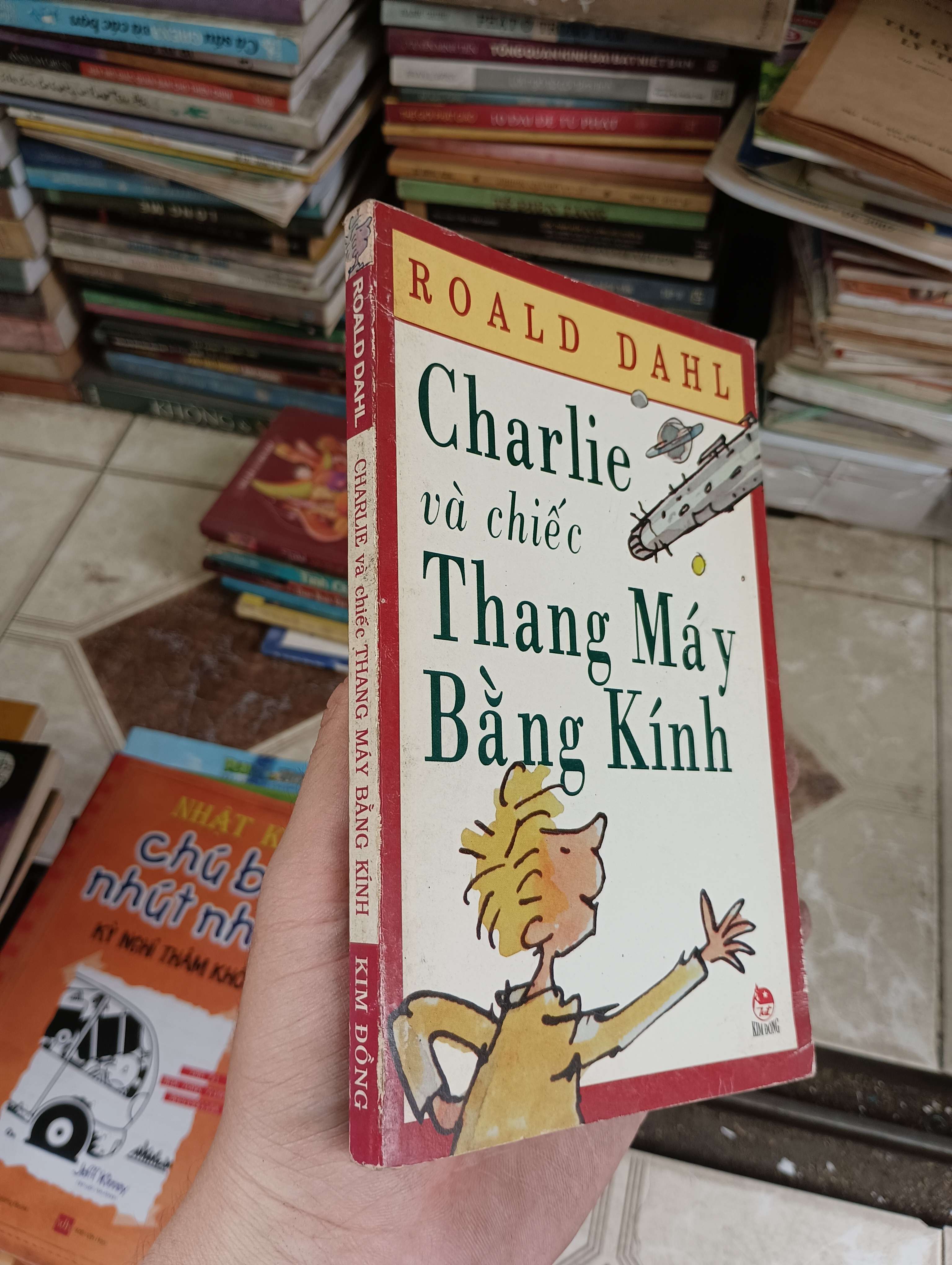 Charlie Và Chiếc Thang Máy Bằng Kính - Roald Dahl 2003 (Sách thiếu nhi) BGB
