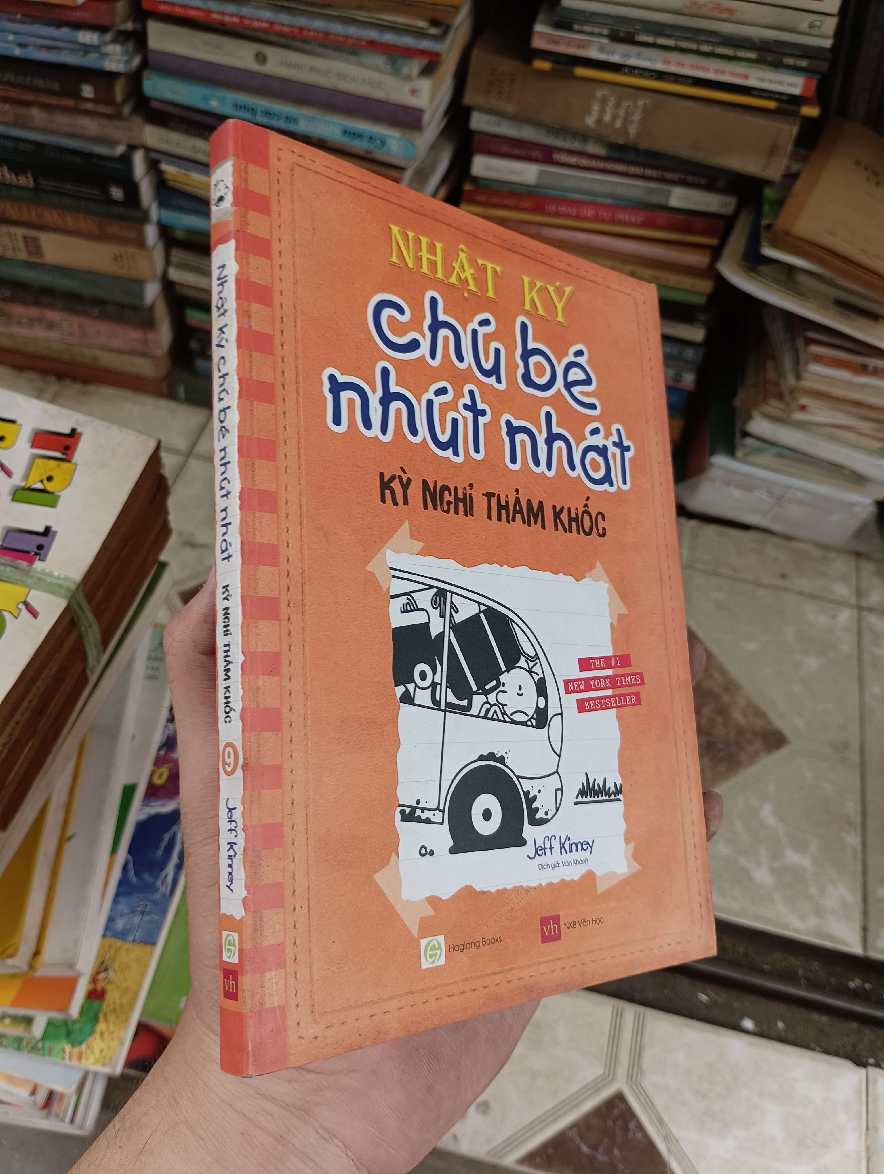 NHẬT KÝ CHÚ BÉ NHÚT NHÁT: KỲ NGHỈ THẢM KHỐC - Jeff Kinney 2016 (Văn học nước ngoài) BGB