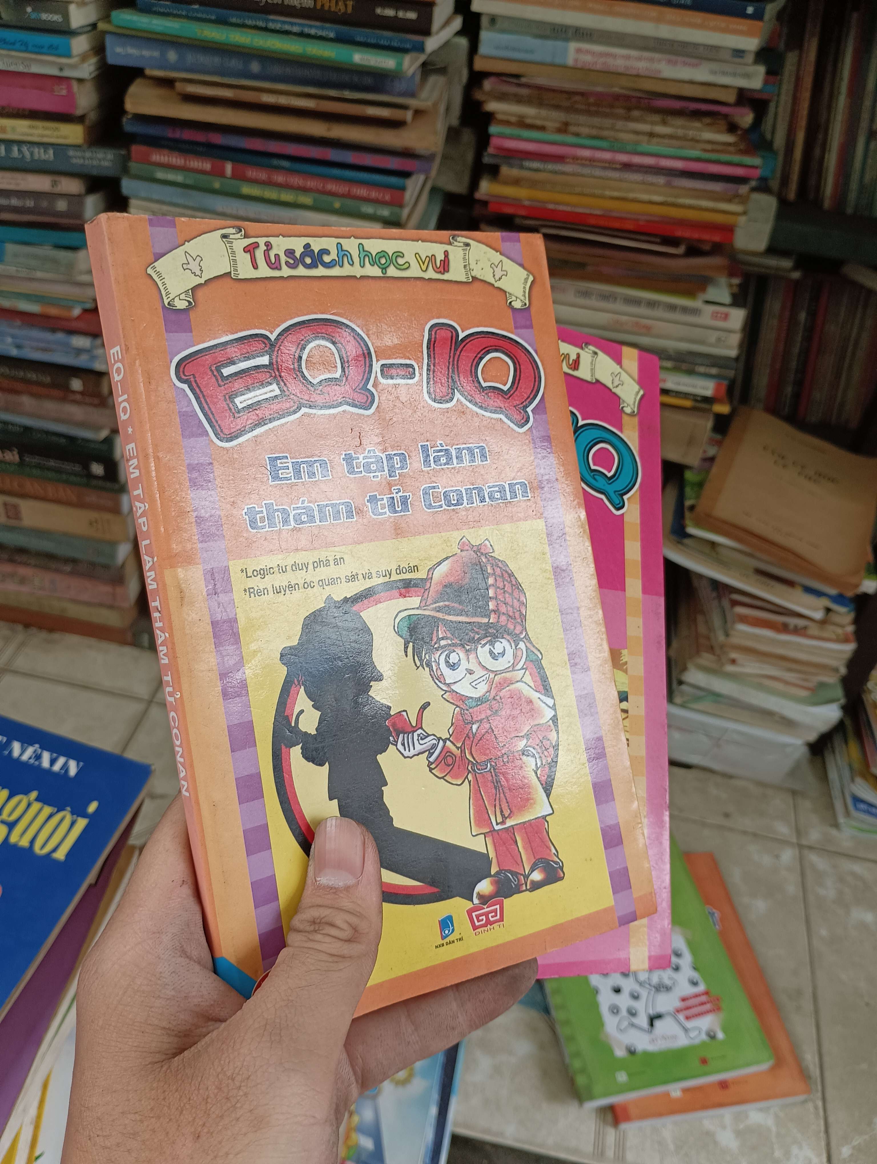 EQ-IQ: Em Tập Làm Thám Tử Conan (2 quyển) 2011 (Sách thiếu nhi) BGB