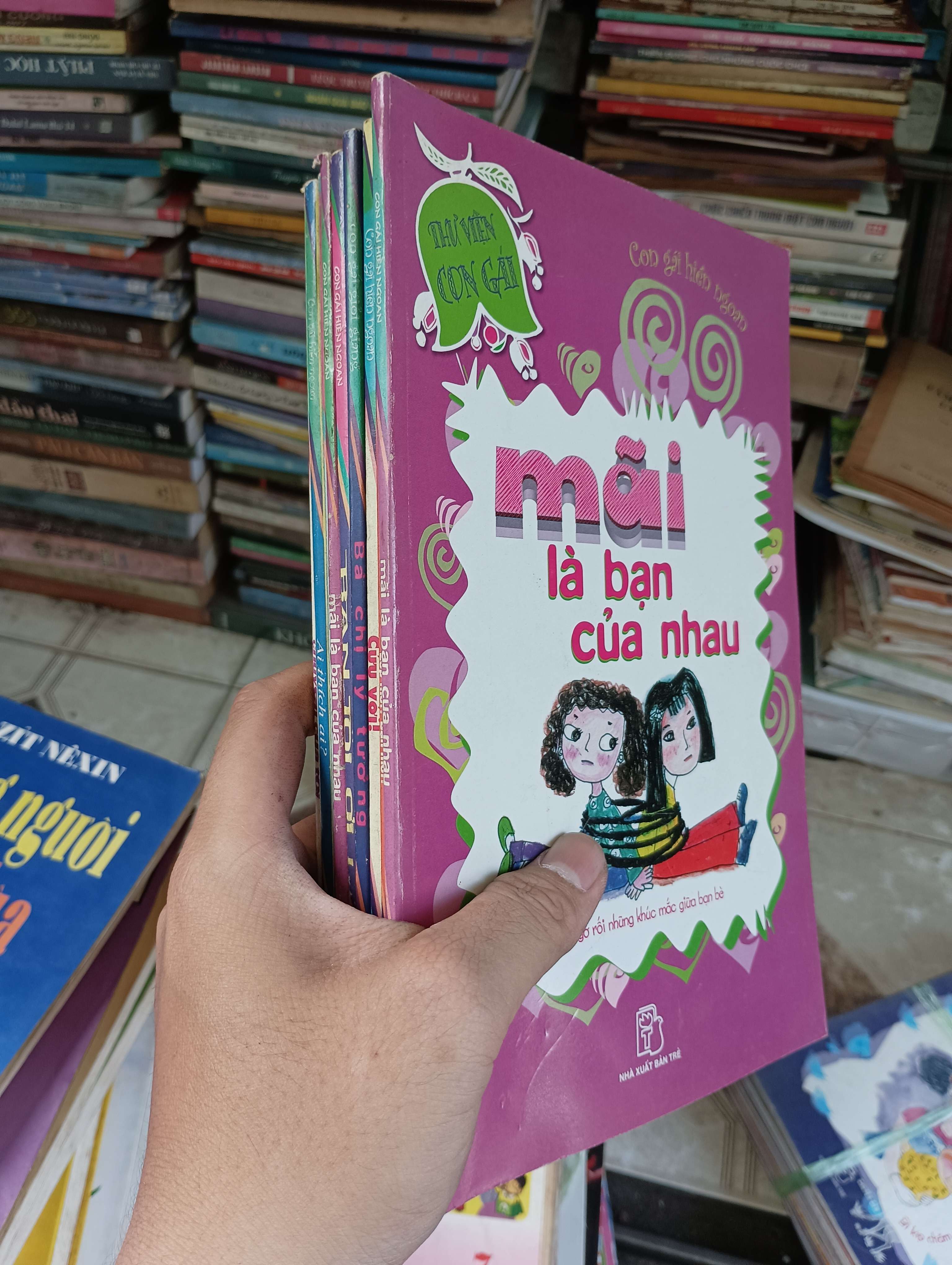 Thư viện con gái (9 quyển) 2005 (Sách văn học) BGB