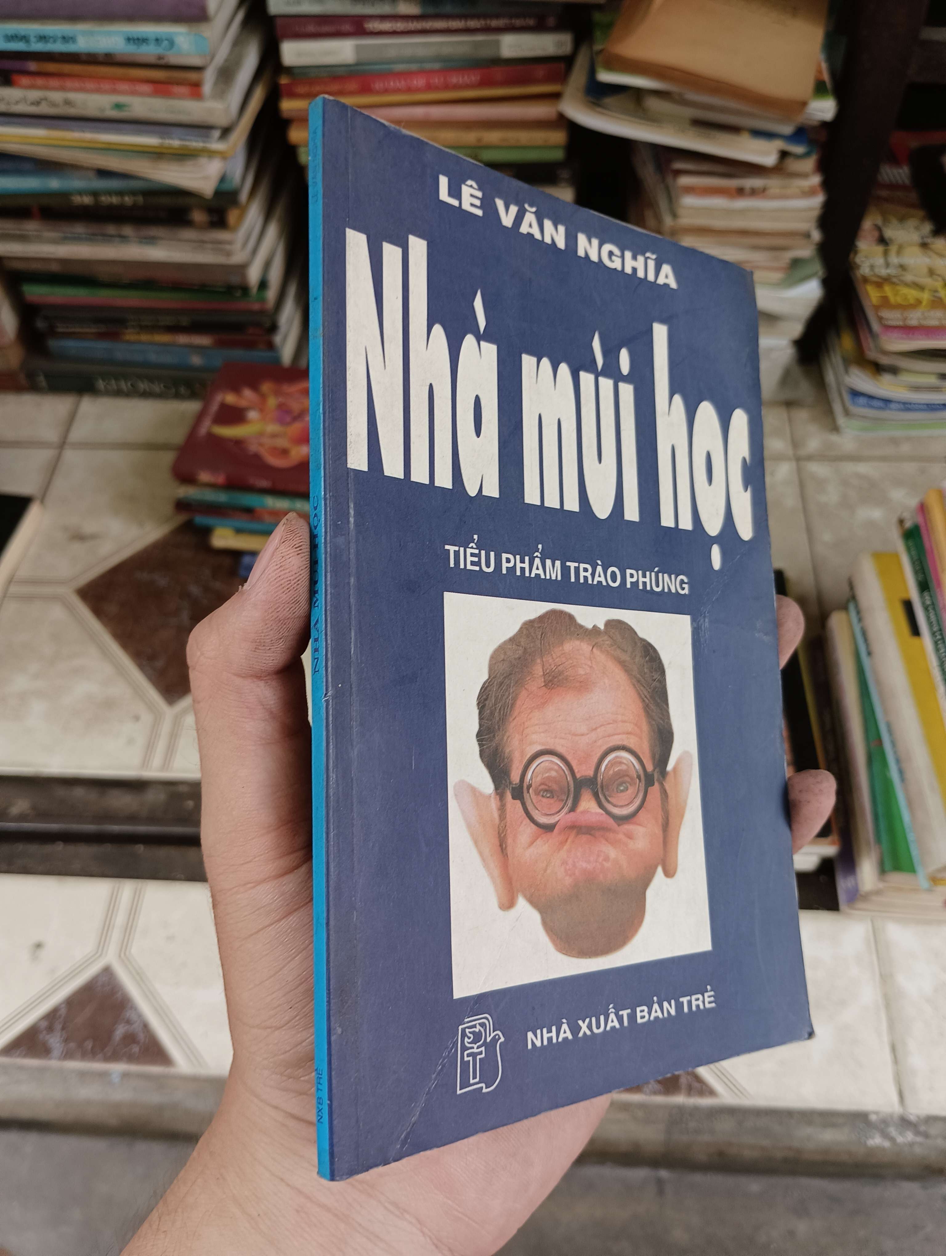 Nhà Mùi Học - Lê Văn Nghĩa 2000 (Sách văn học) BGB
