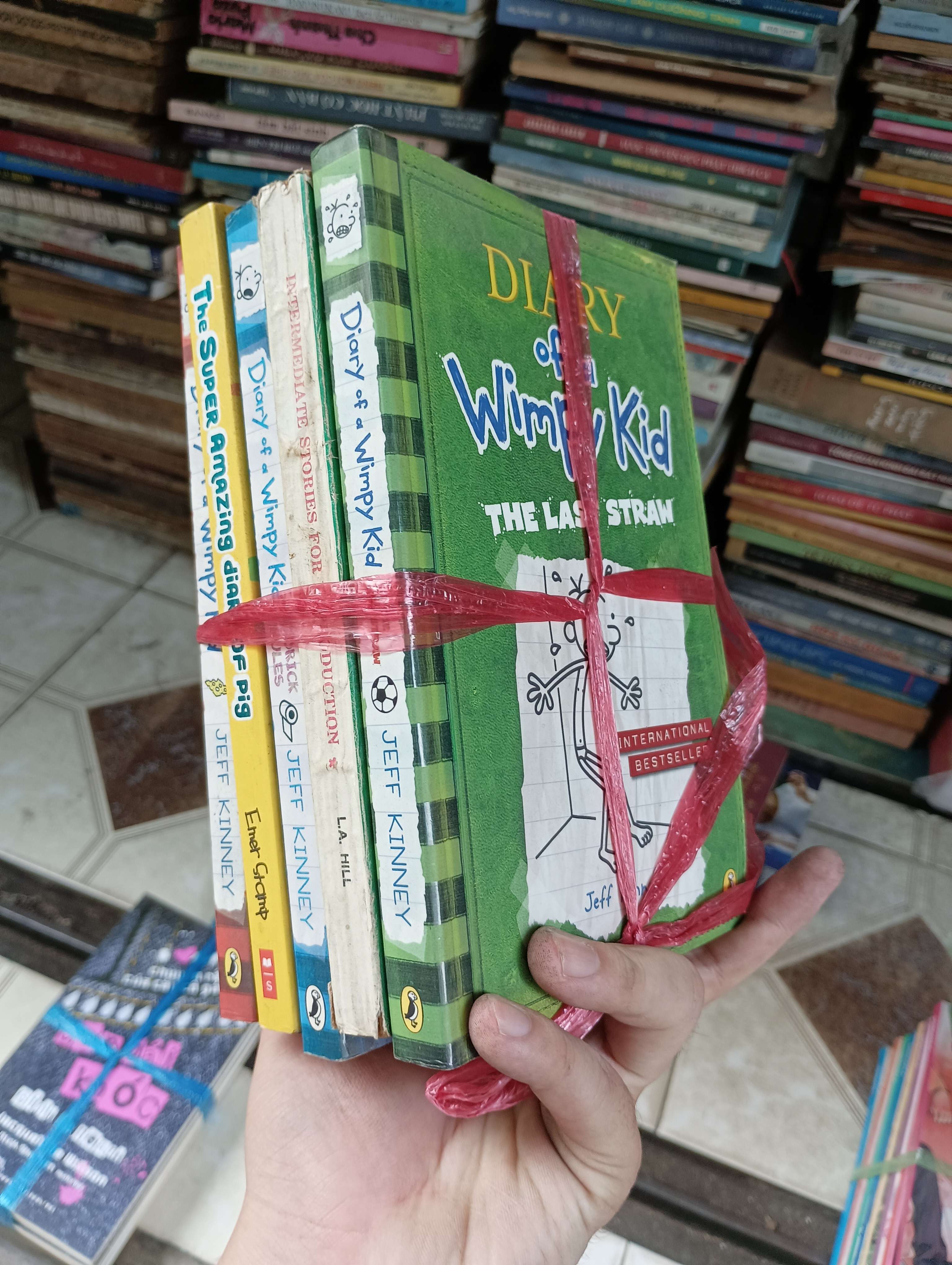 Diary of a Wimpy Kid (Nhật ký cậu bé nhút nhát) - Jeff Kinney (5 quyển) (Văn học nước ngoài) BGB