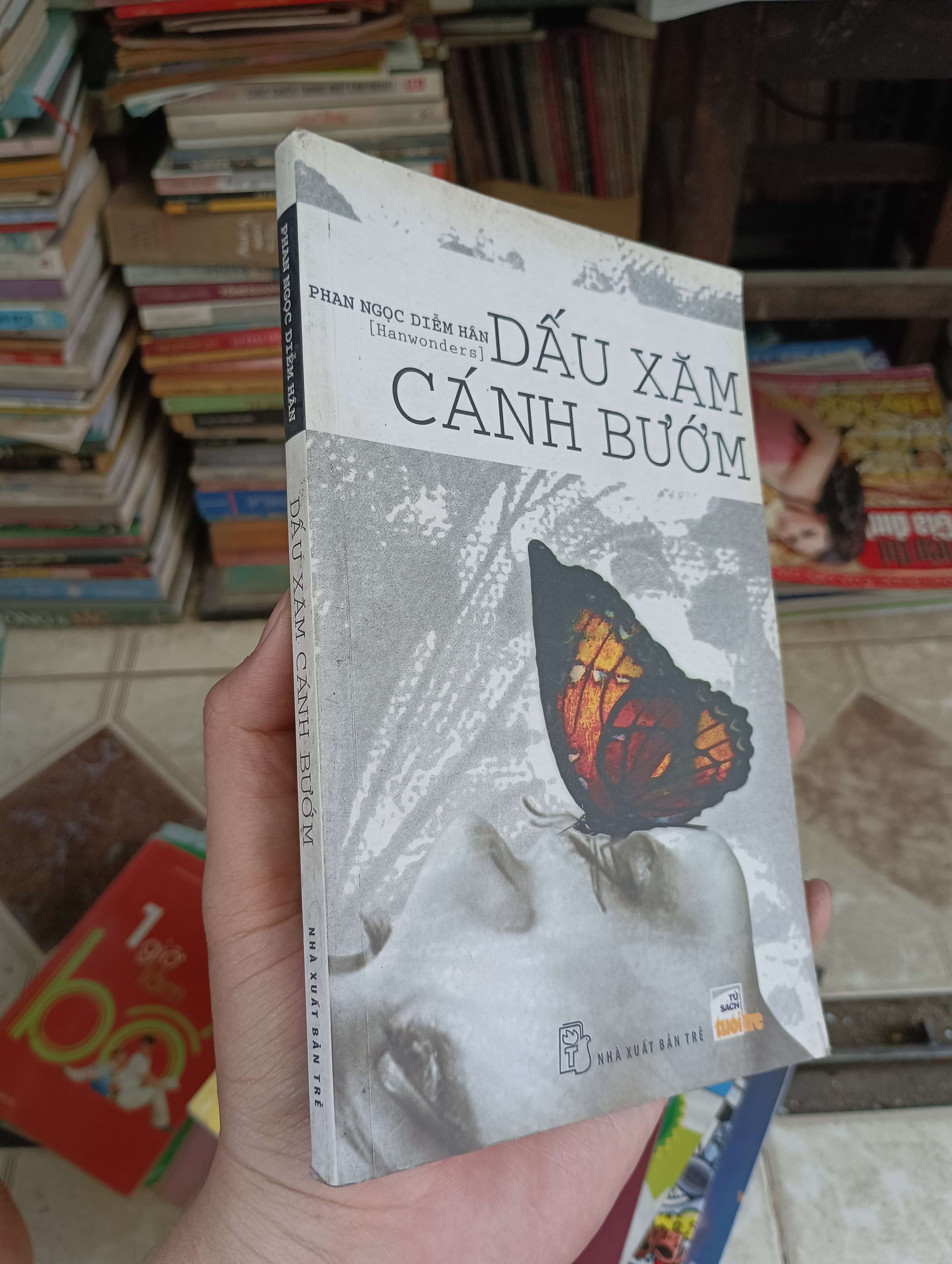 DẤU XĂM CÁNH BƯỚM - PHAN NGỌC DIỄM HÂN 2012 (Tiểu Thuyết) BGB
