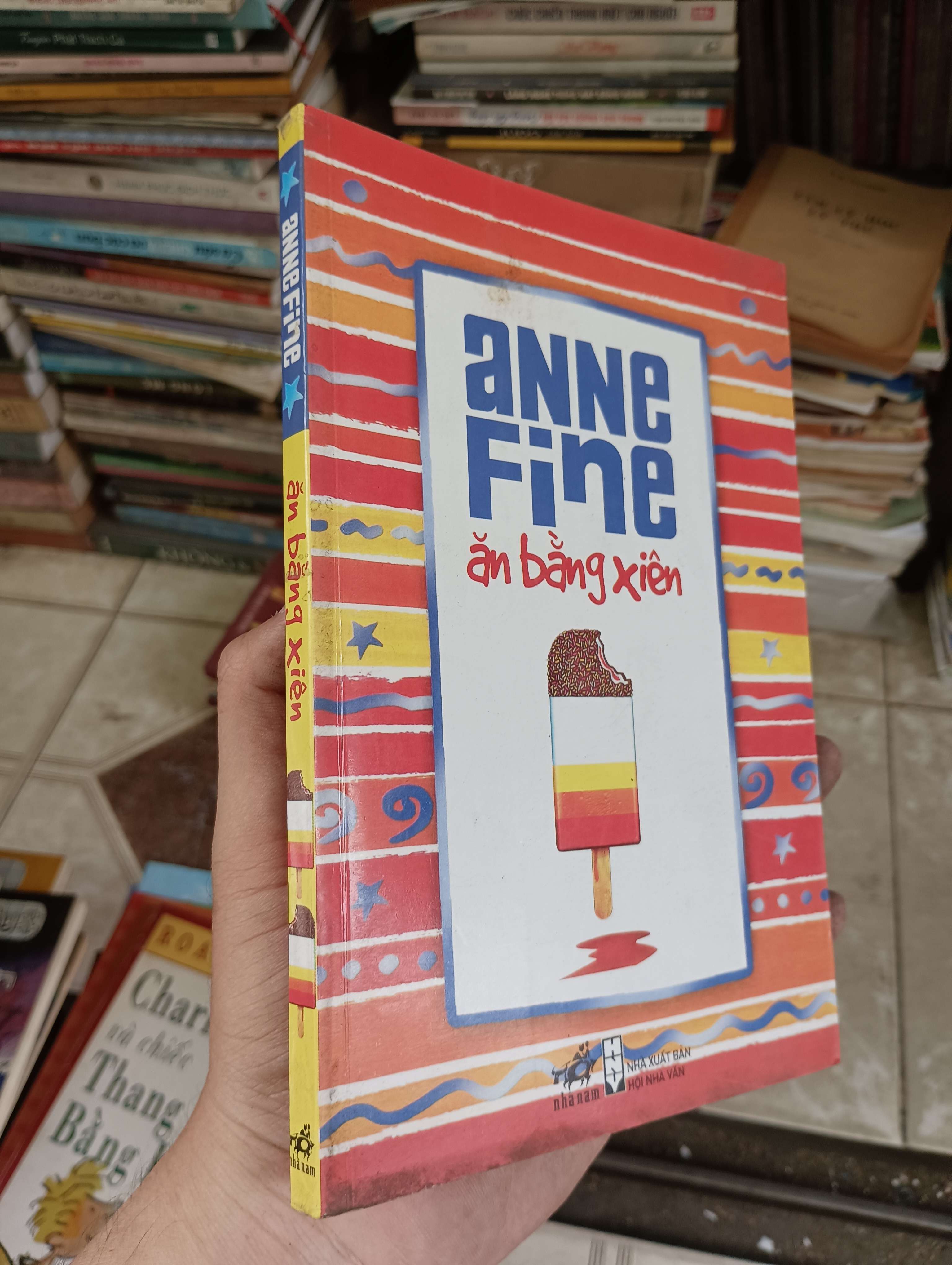 Ăn bằng xiên - Anne Fine 2011 (Sách thiếu nhi) BGB