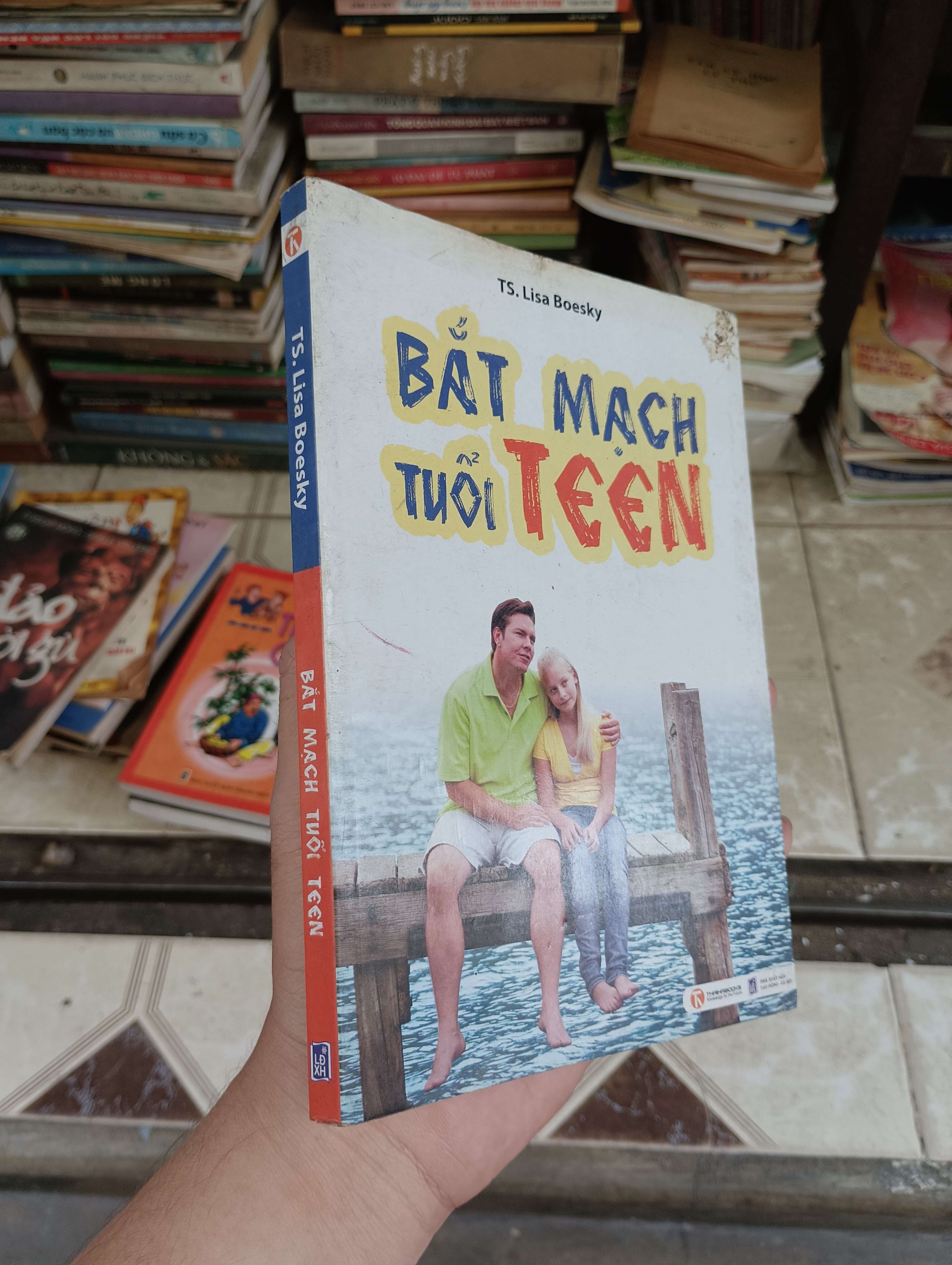 BẮT MẠCH TUỔI TEEN - TS. Lisa Boesky 2011 (Tiểu Thuyết) BGB