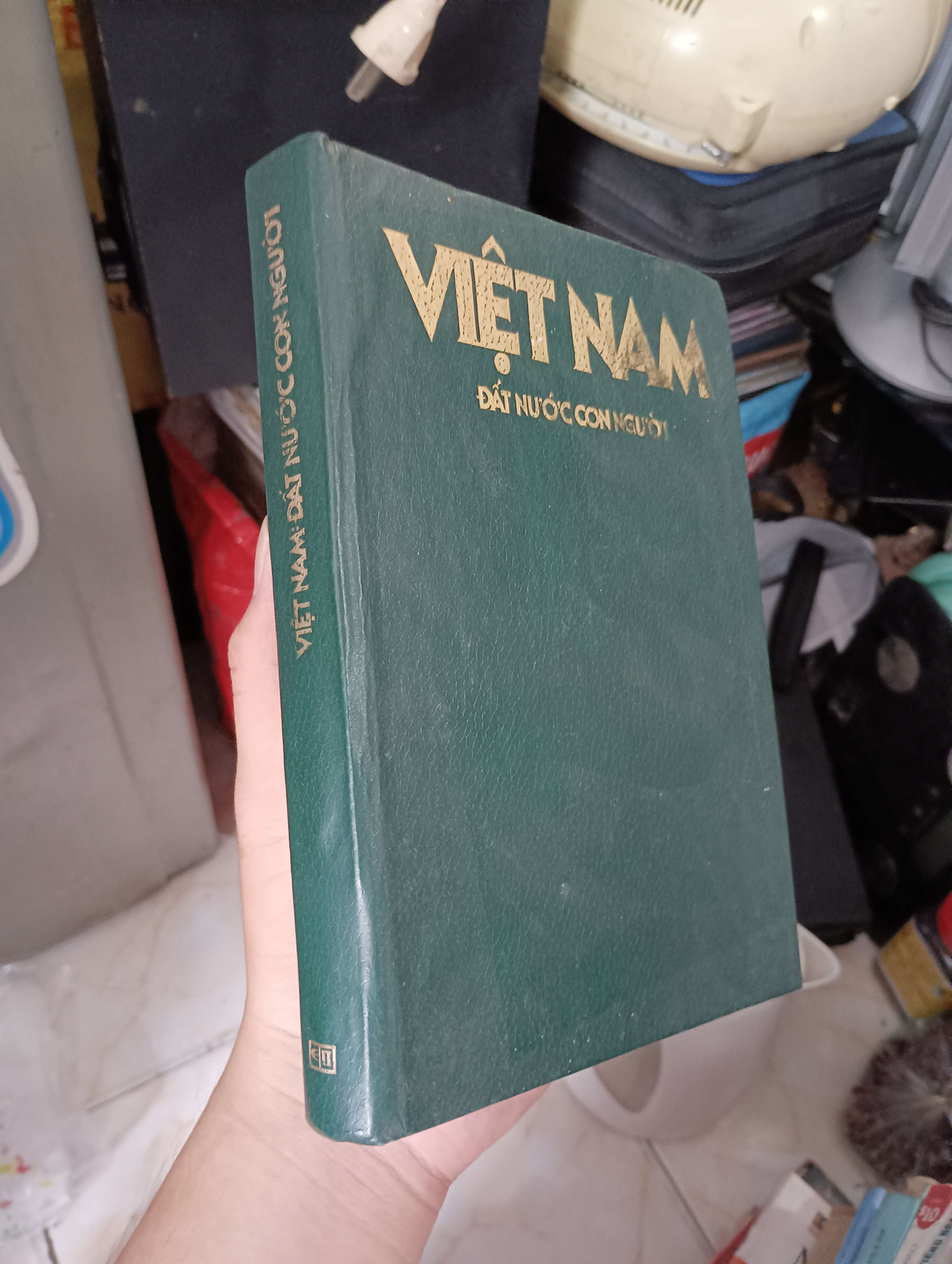 Việt Nam đất nước con người 1985 (Sách văn học) KSX
