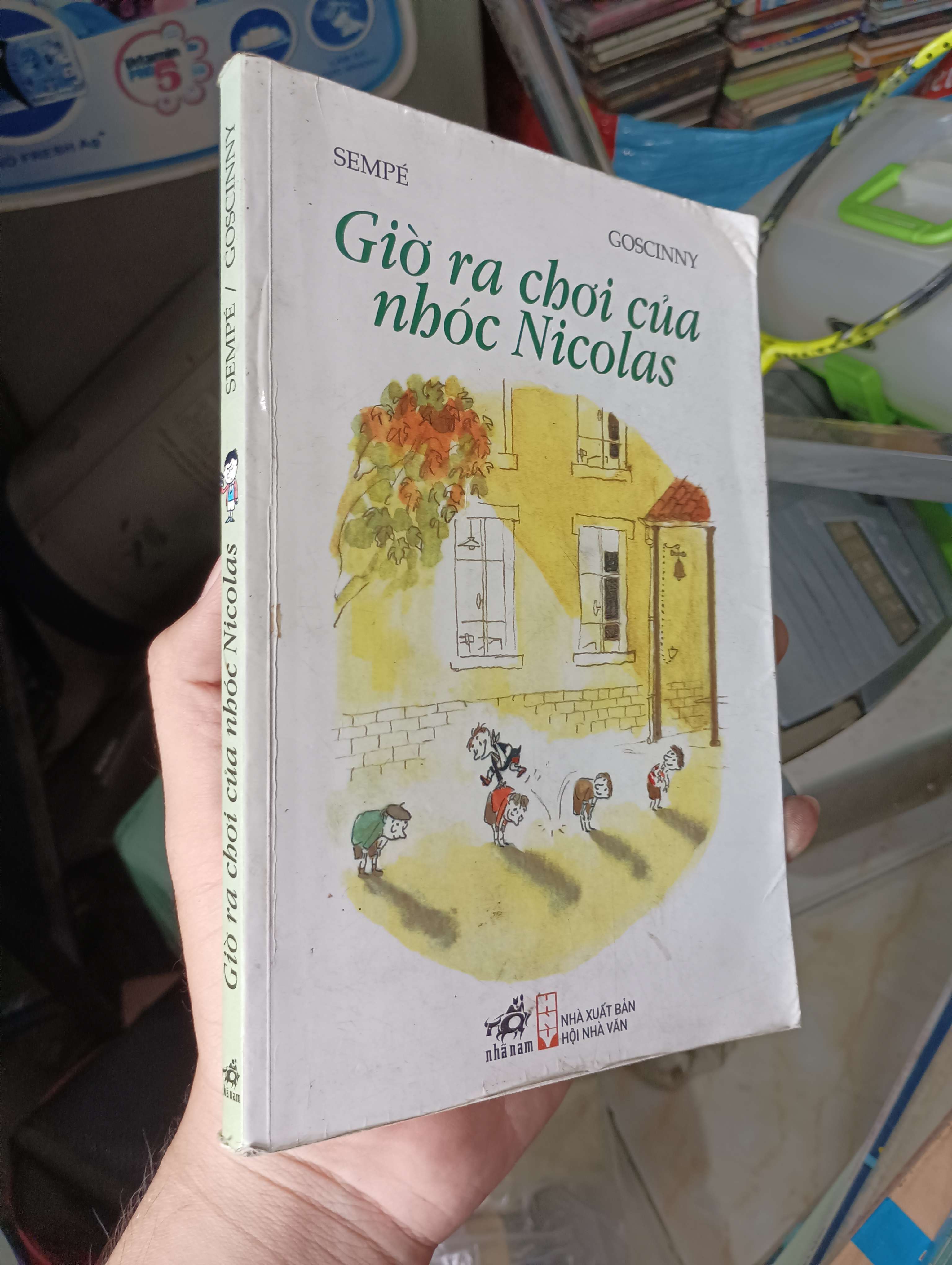 Giờ ra chơi của nhóc Nicolas - Sempé, Goscinny 2012 (Văn học nước ngoài) KSX