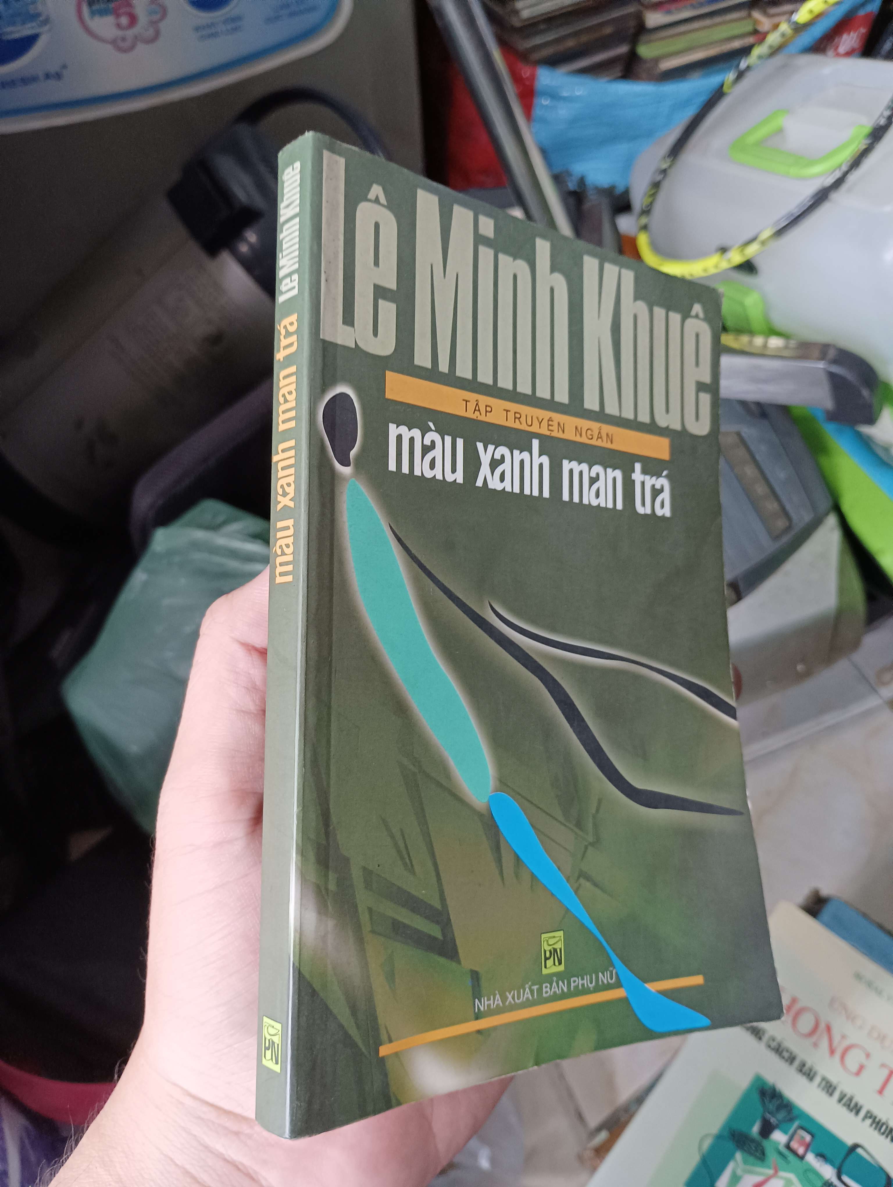 Màu xanh man trá - Lê Minh Khuê 2006 (Sách văn học) KSX