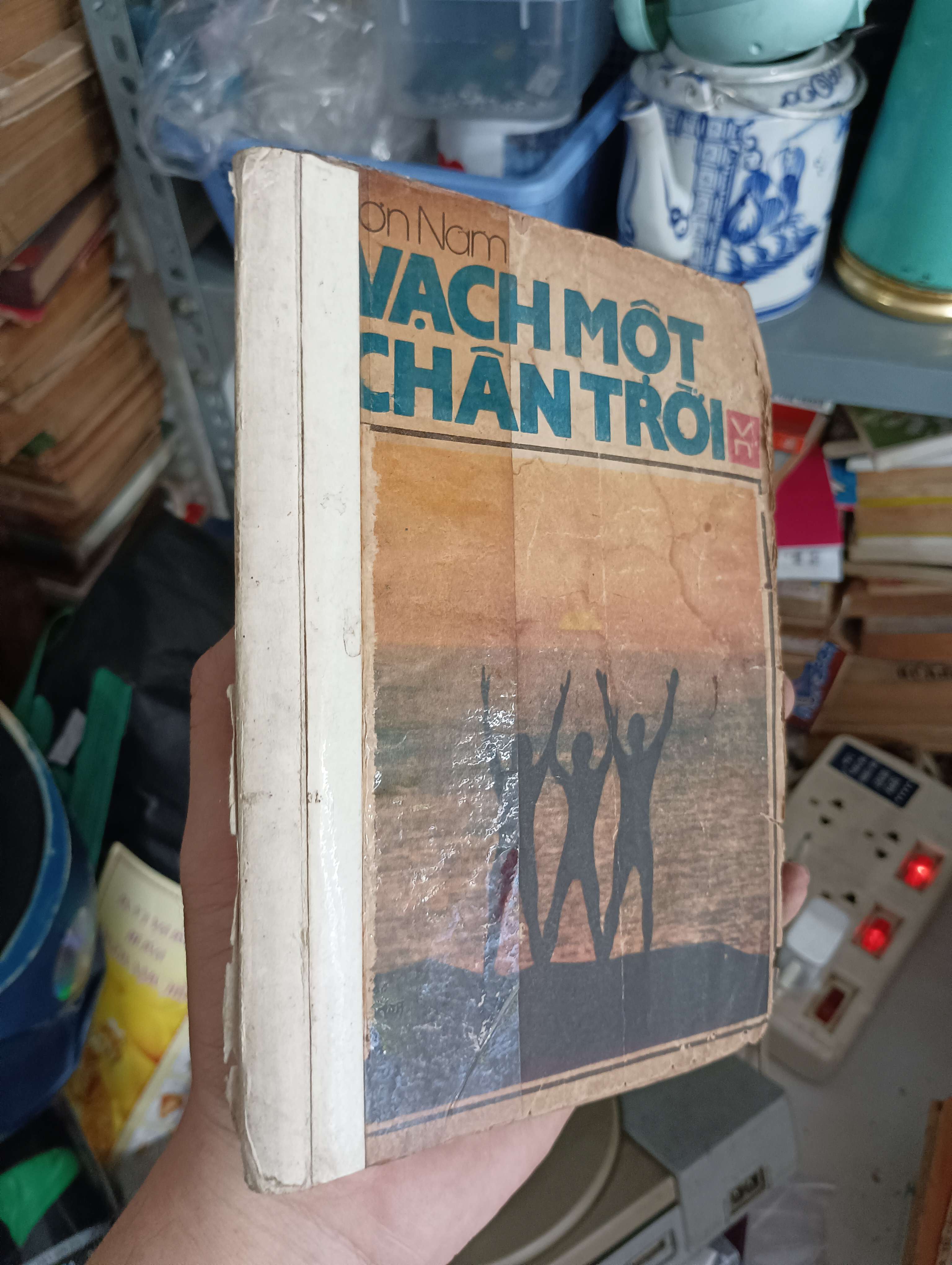 Vạch một chân trời - Sơn Nam 1988 (Sách văn học) KSX