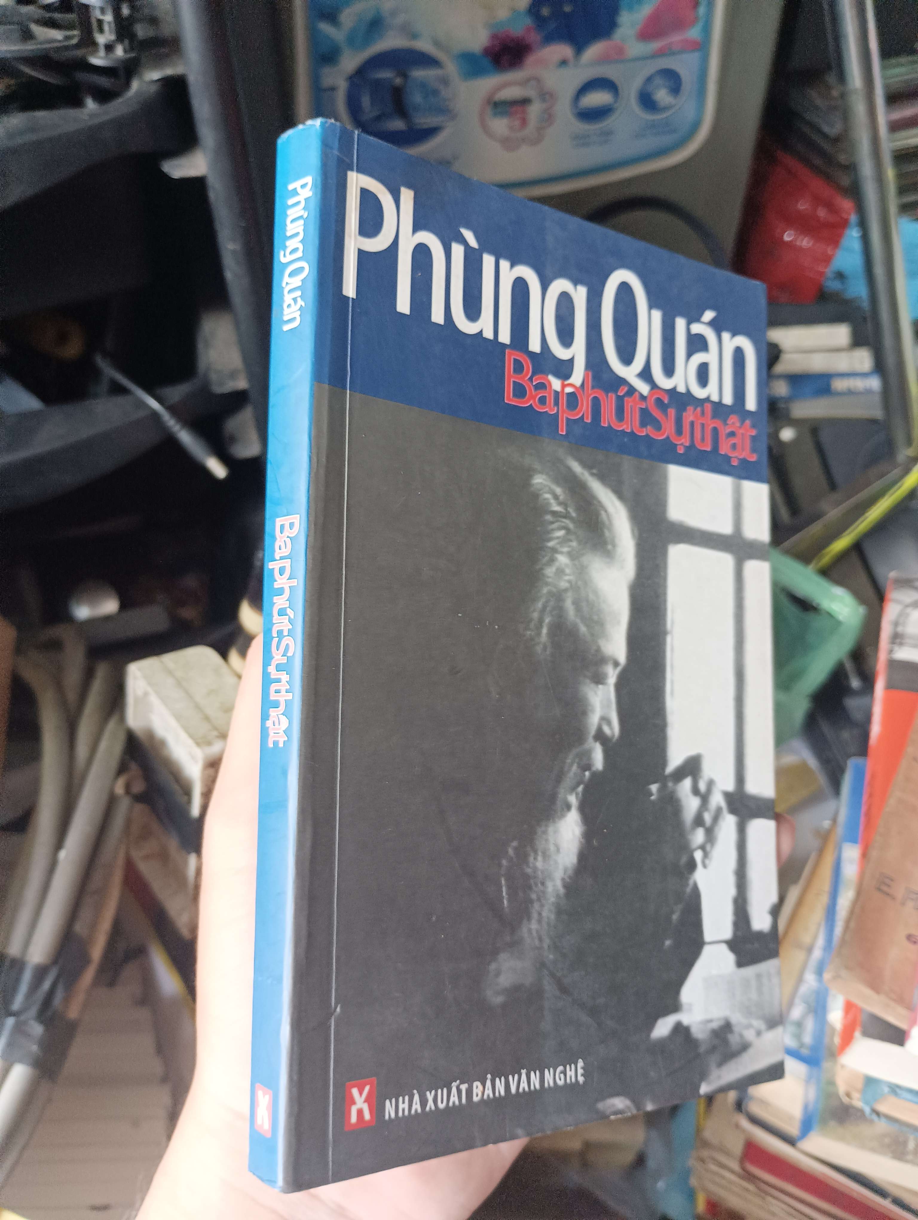 Ba Phút Sự Thật - Phùng Quán 2006 (Sách văn học) KSX