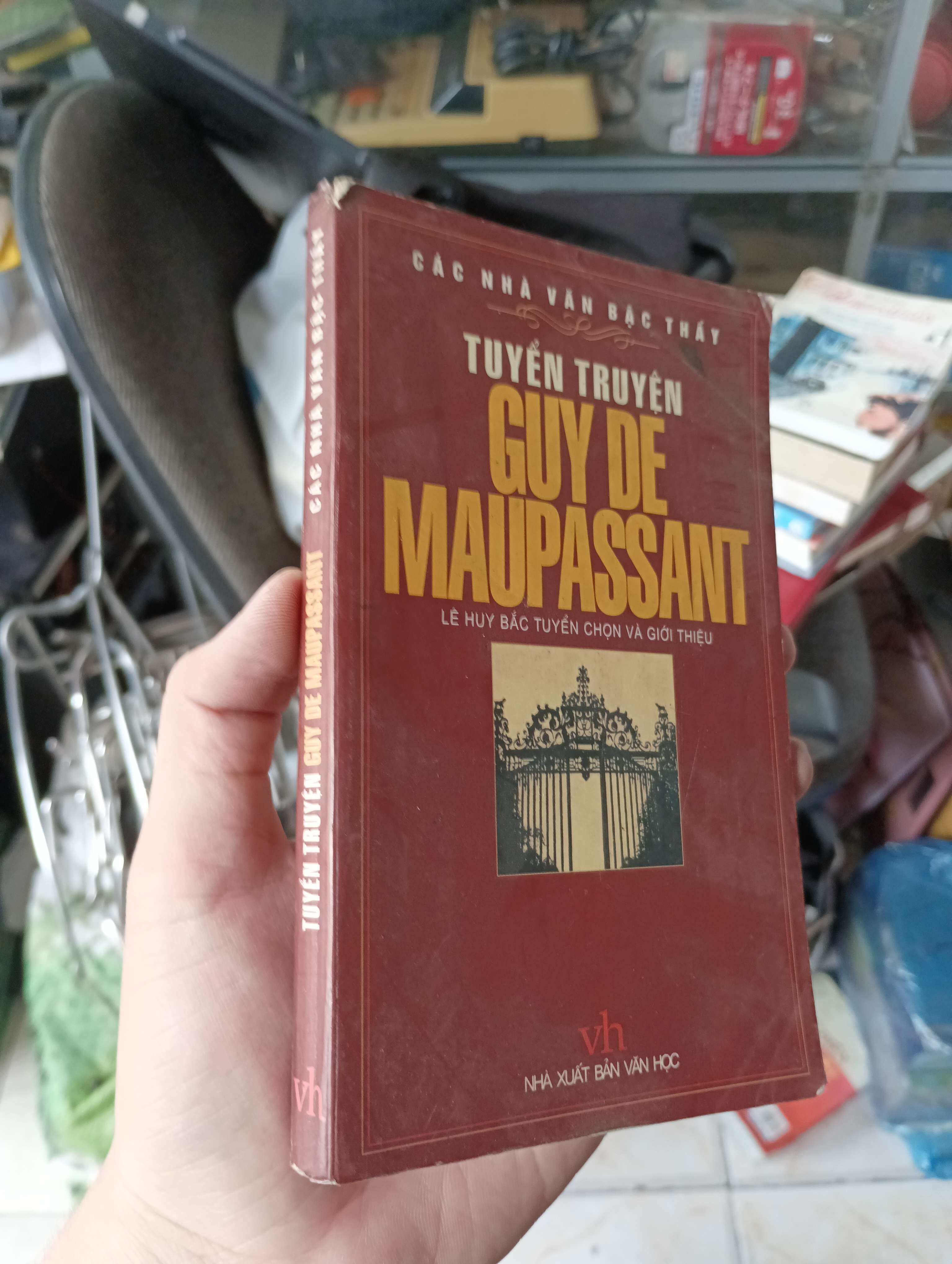 Tuyển Truyện: Guy De Maupassant - Guy De Maupassant 2001 (Văn học nước ngoài) KSX