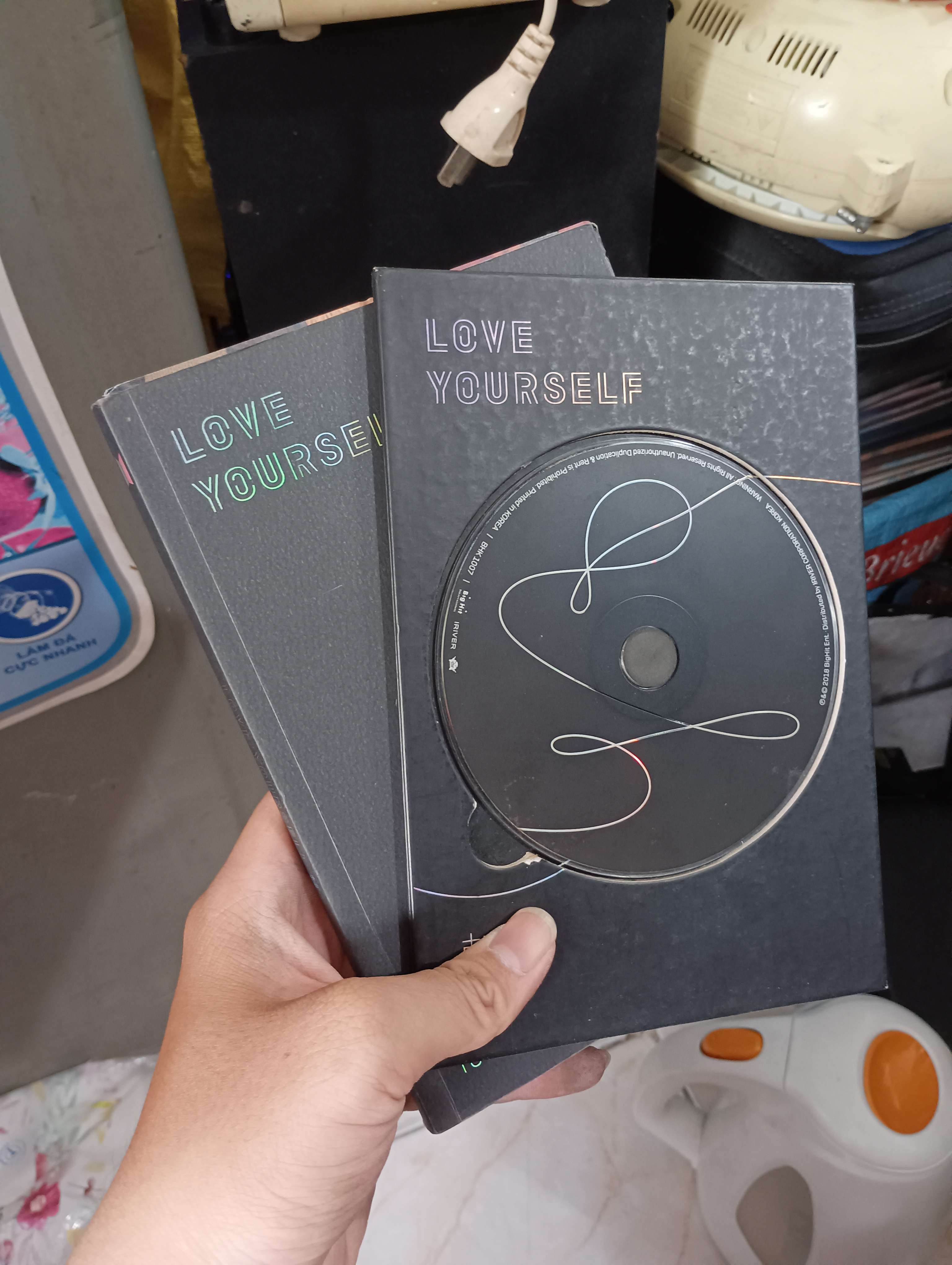 LOVE YOURSELF - BTS (Big Hit Entertainment) (Sách truyện) KSX