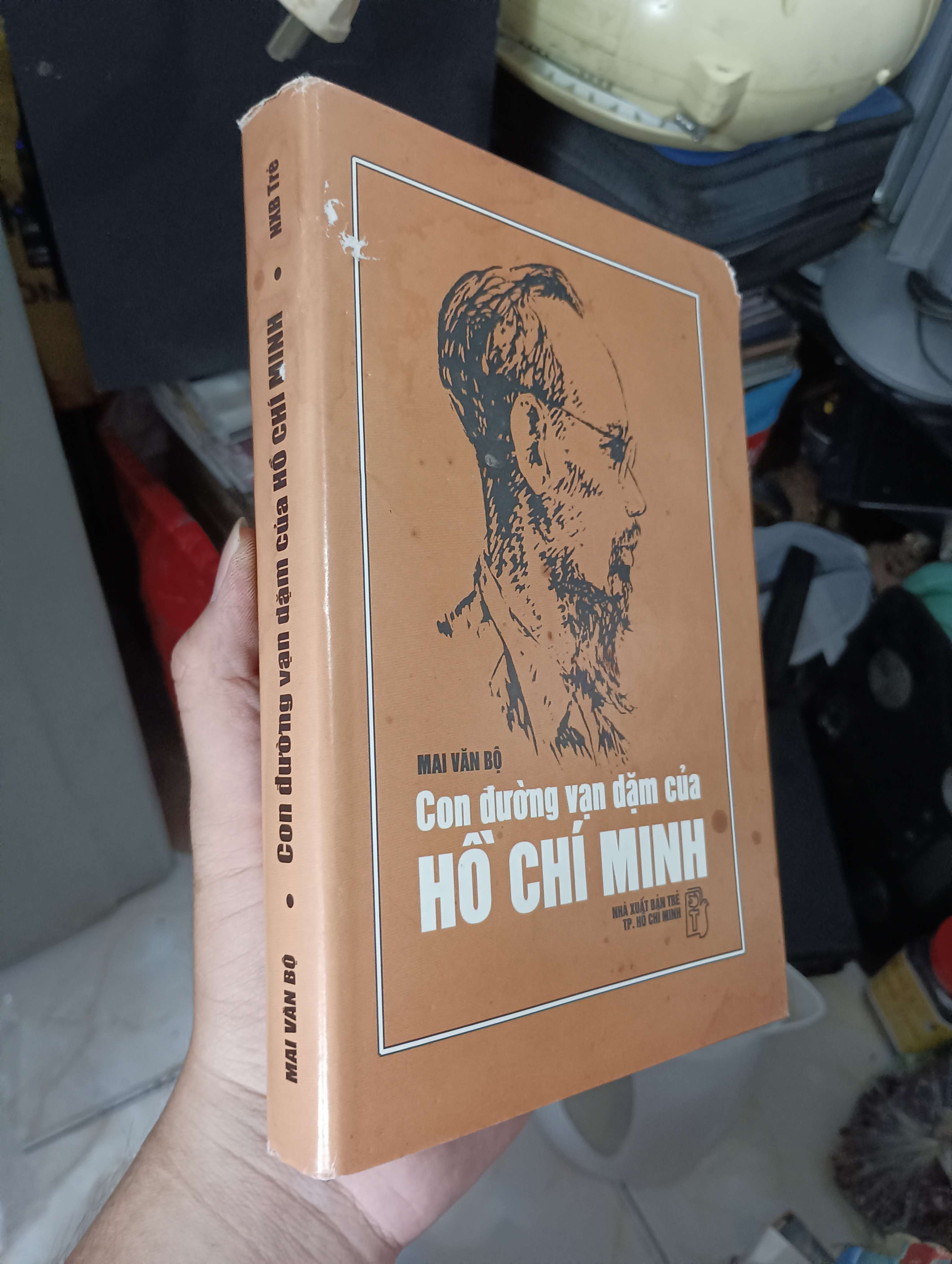 Con đường vạn dặm của Hồ Chí Minh - Mai Văn Bộ 2004 (Văn học Việt Nam) KSX