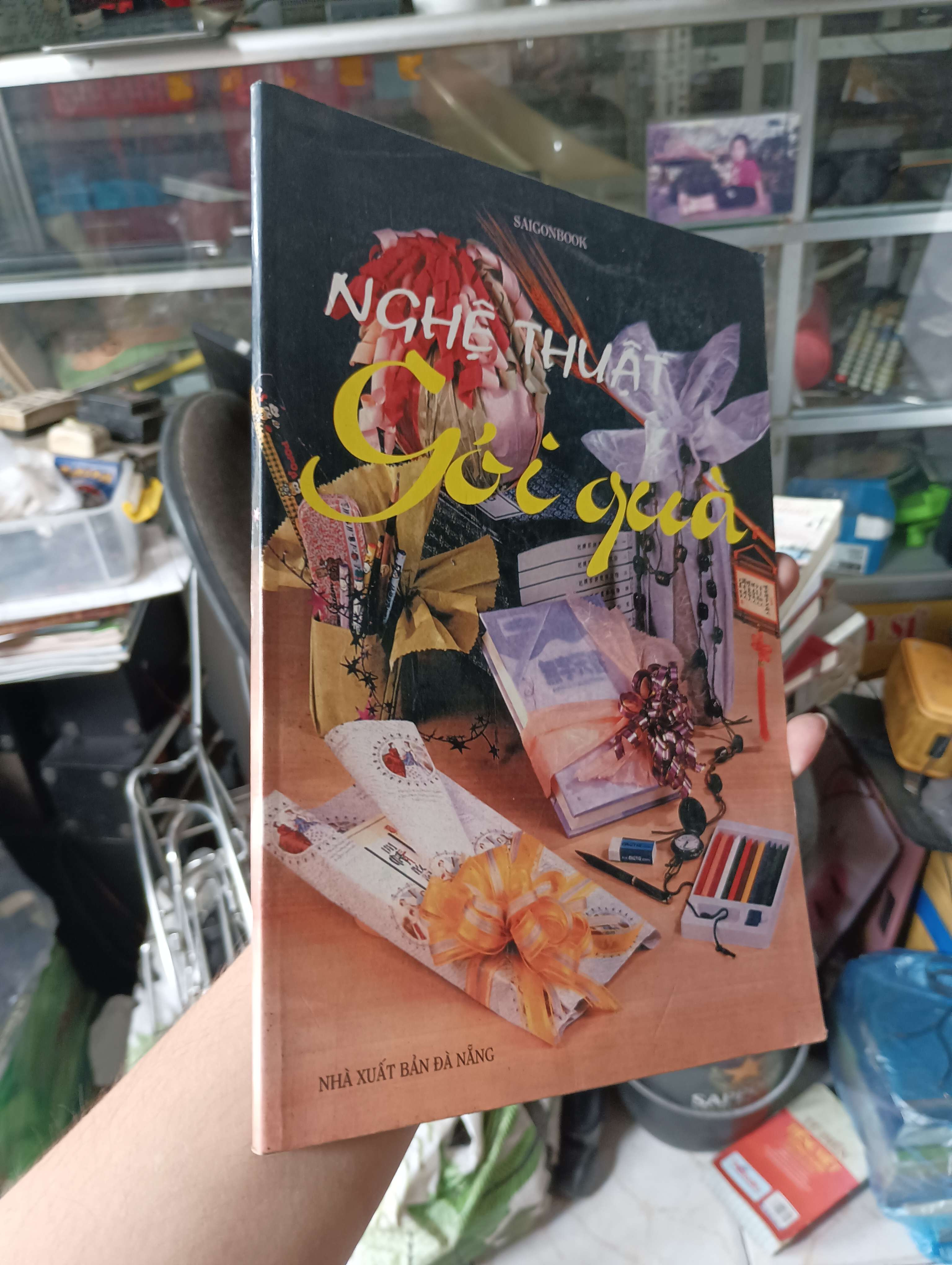 Nghệ Thuật Gói Quà 2001 (Sách kiến thức tổng hợp) KSX