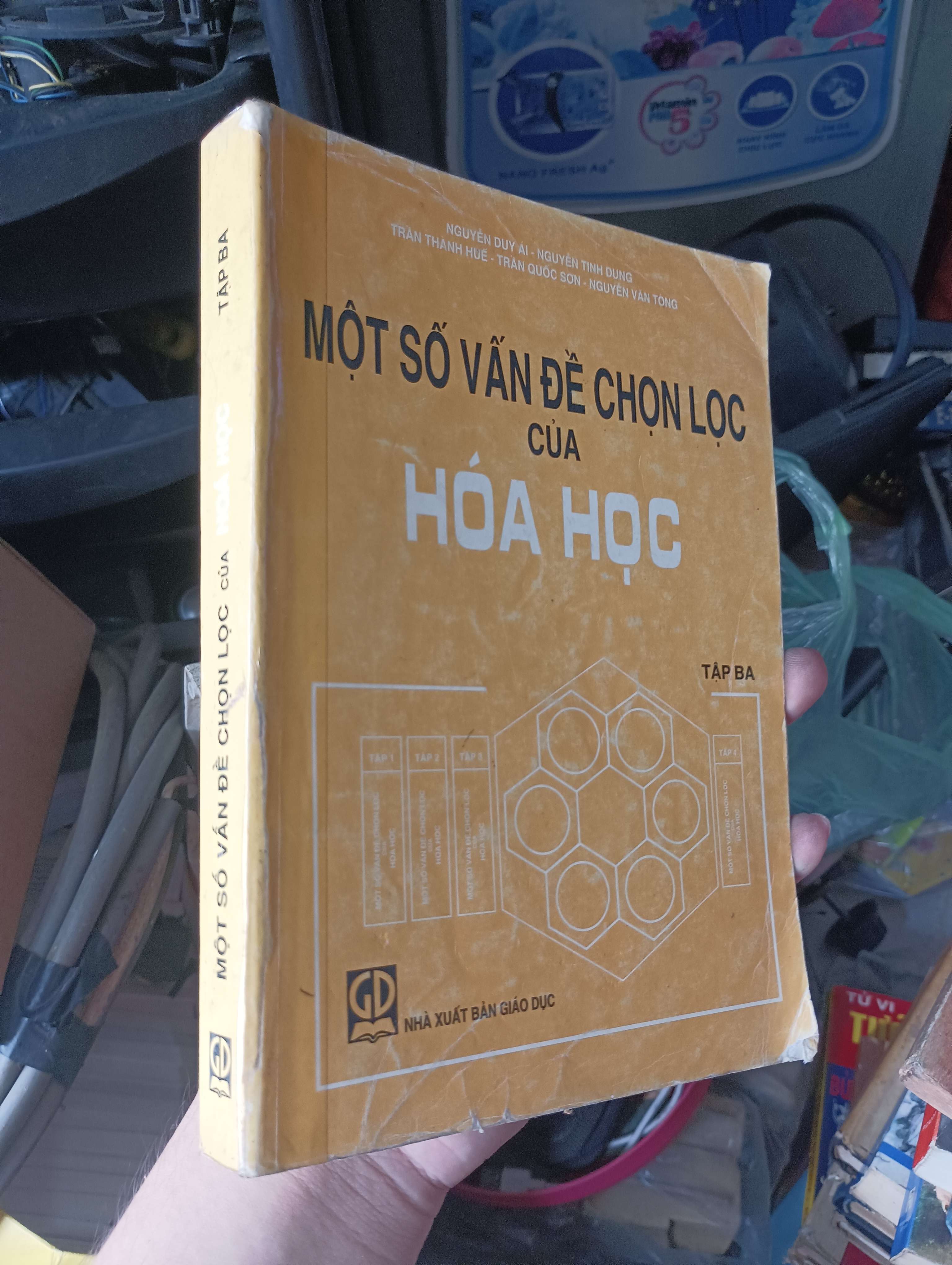 MỘT SỐ VẤN ĐỀ CHỌN LỌC CỦA HÓA HỌC (Tập 3) 2005 (Sách giáo khoa - giáo trình) KSX