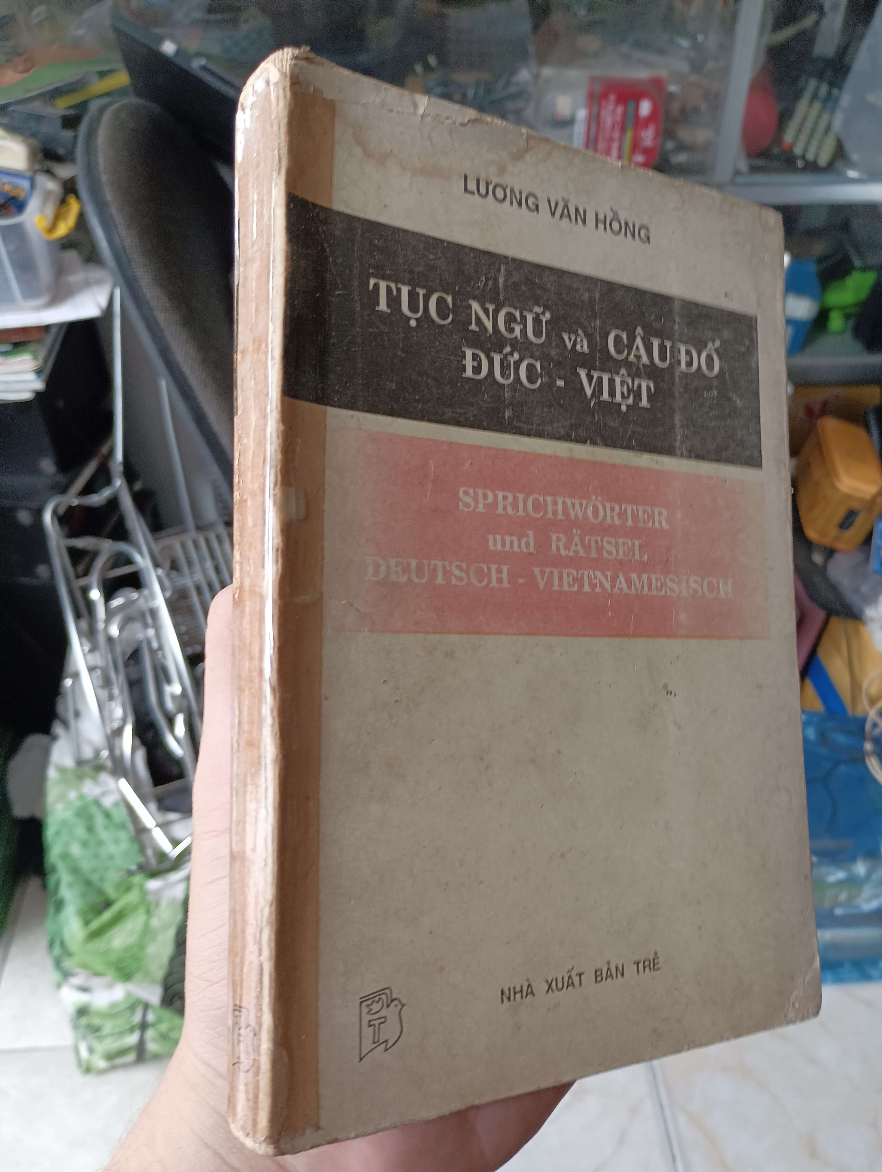 TỤC NGỮ VÀ CÂU ĐỐ ĐỨC - VIỆT (SPRICHWÖRTER und RÄTSEL DEUTSCH - VIETNAMESISCH) 1992 (Từ điển) KSX