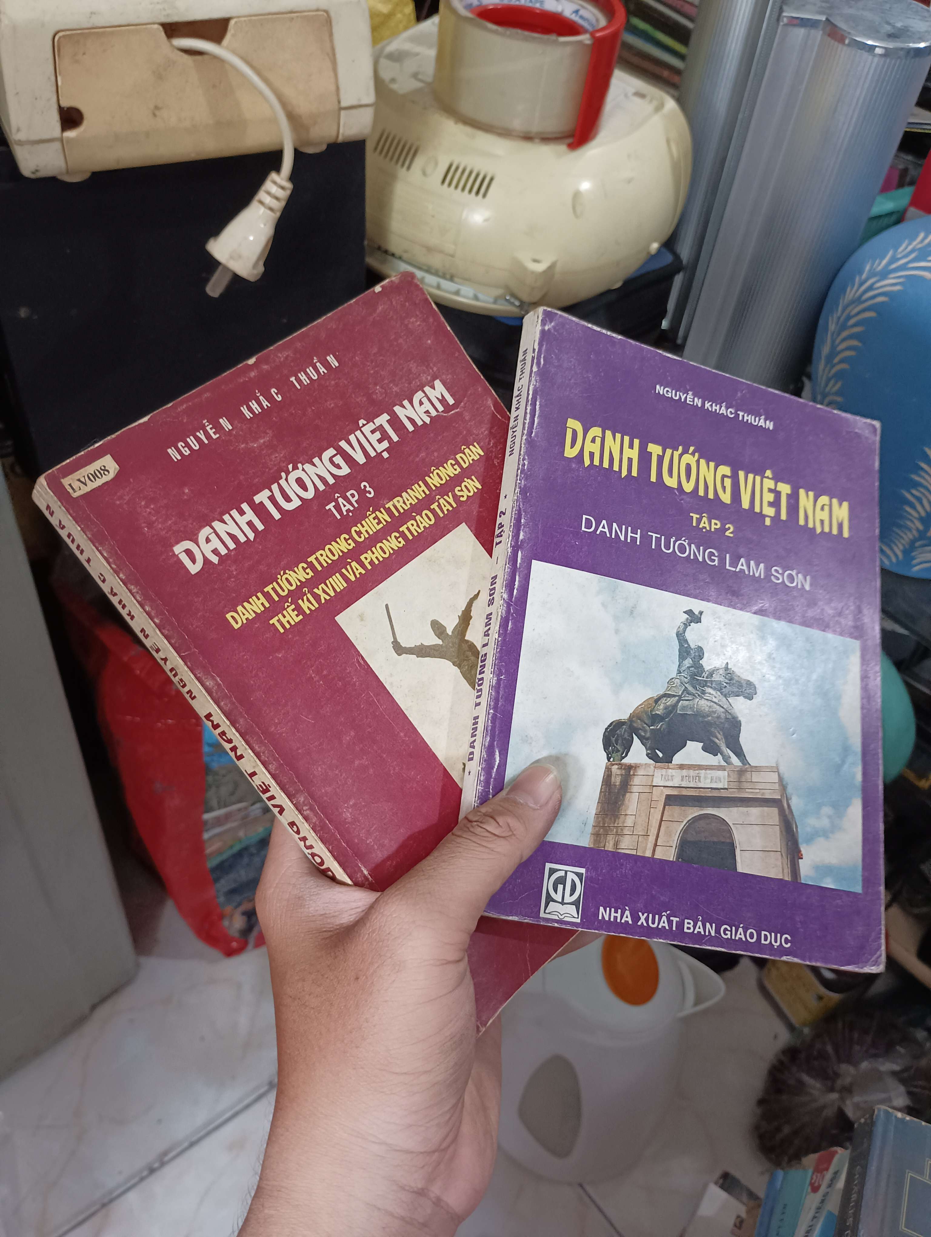 Danh tướng Việt Nam (Tập 2 & 3) - Nguyễn Khắc Thuần 2001 (Lịch sử Việt Nam) KSX