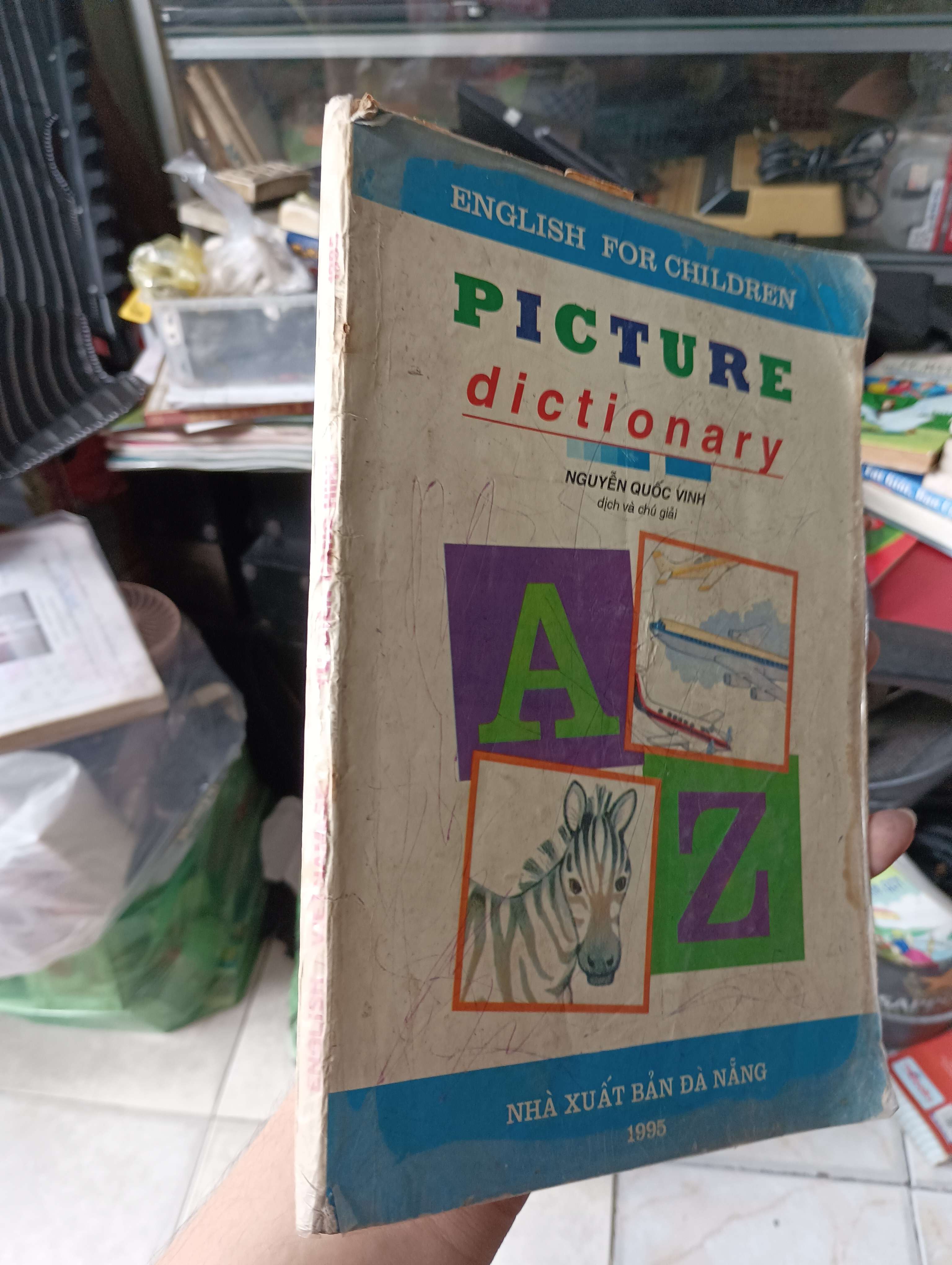ENGLISH FOR CHILDREN PICTURE DICTIONARY - NGUYỄN QUỐC VINH 1995 (Sách học ngoại ngữ) KSX