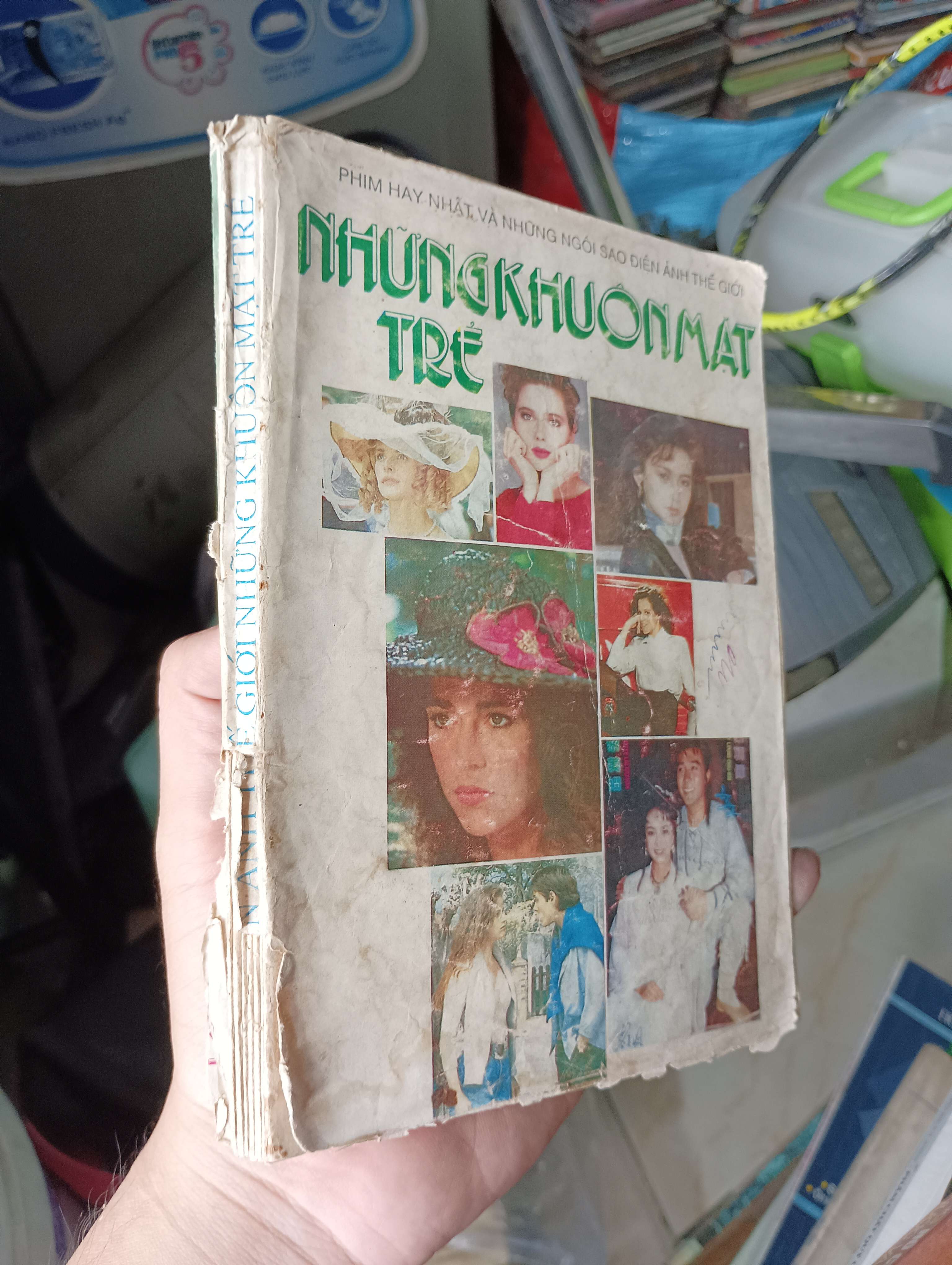 NHỮNG KHUÔN MẶT TRẺ 1990 (Sách văn học) KSX