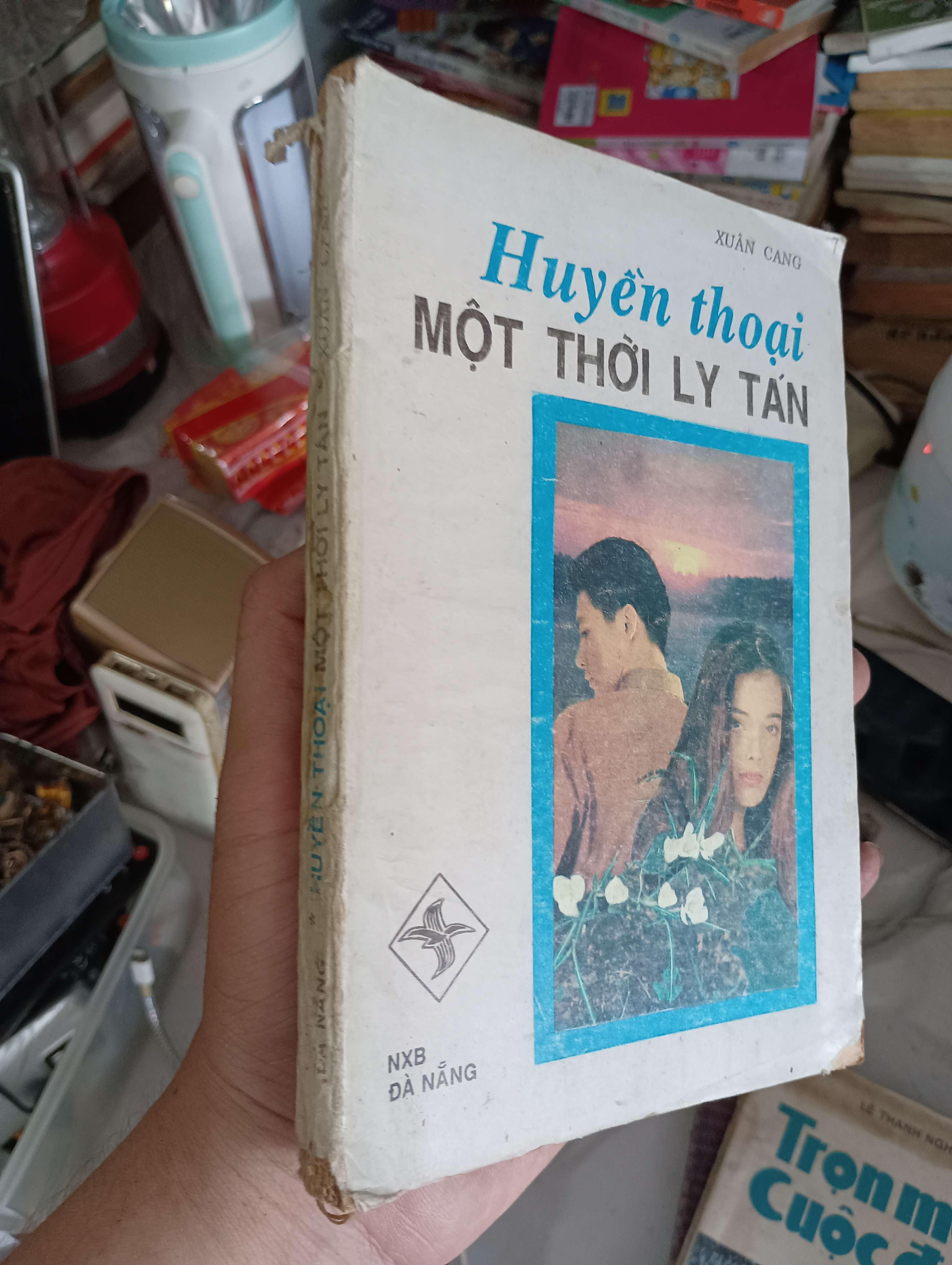 Huyền thoại một thời ly tán - Xuân Cang 1991 (Sách văn học) KSX