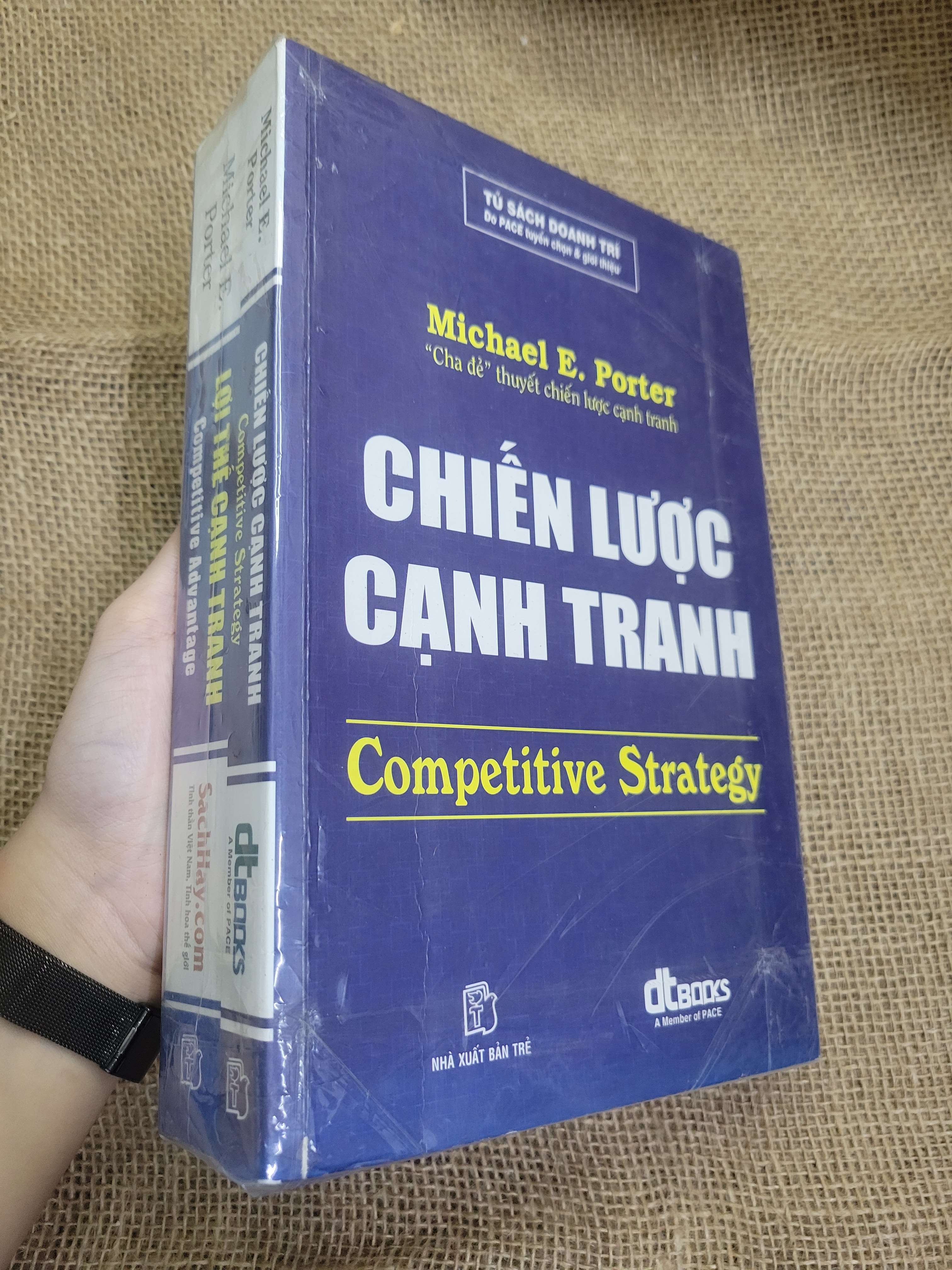 2 cuốn Chiến lược cạnh tranh & Lợi thế cạnh tranh - Michael E. Porter mới 80% tróc gáy, bẩn bìa, ố (Kinh doanh - Marketing) HCM