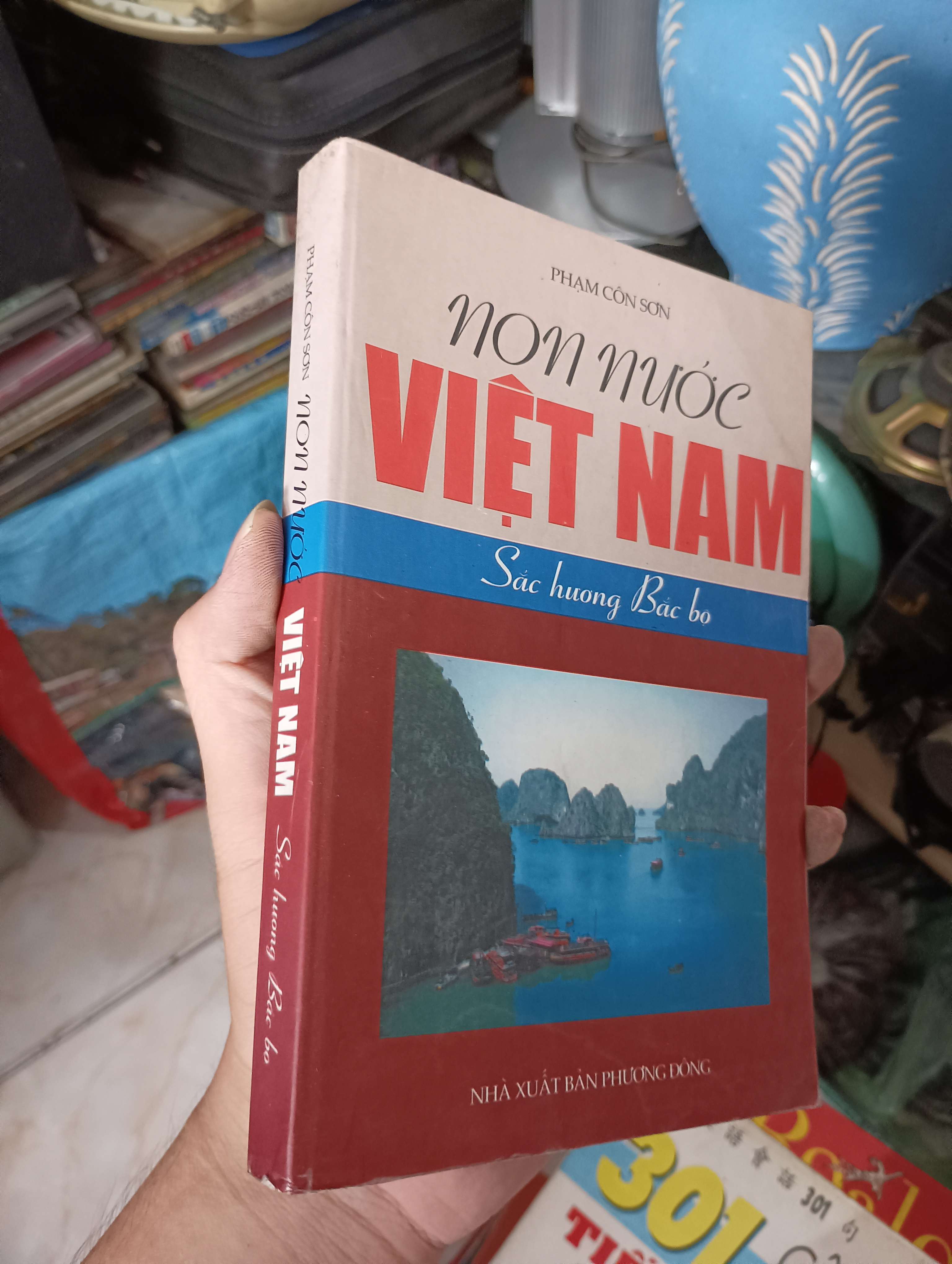 Non Nước Việt Nam - Sắc Hương Bắc Bộ (Phạm Côn Sơn) 2005 (Sách văn học) KSX