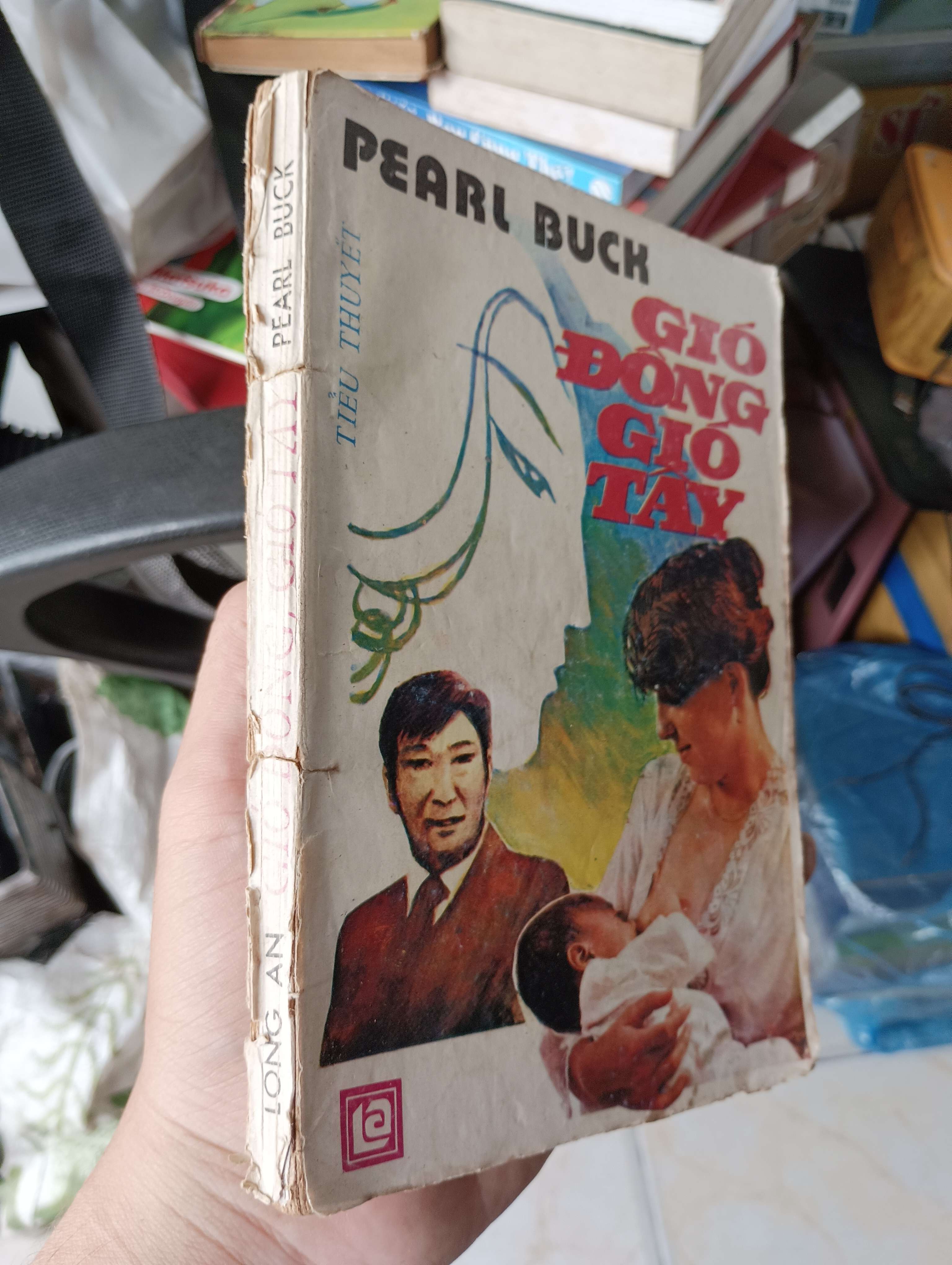GIÓ ĐÔNG GIÓ TÂY - Pearl Buck 1989 (Sách văn học) KSX