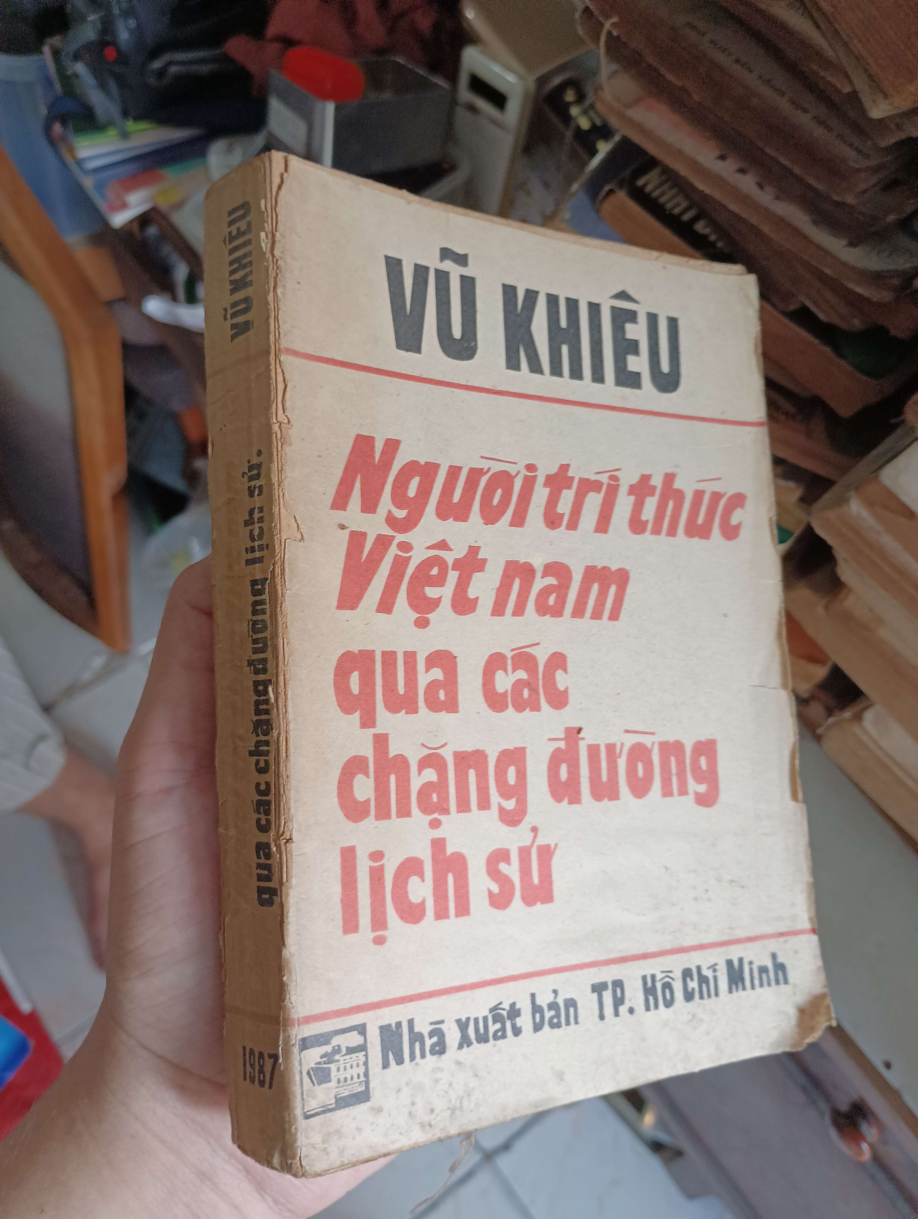 Người trí thức Việt nam qua các chặng đường lịch sử - Vũ Khiêu 1987 (Sách văn học) KSX