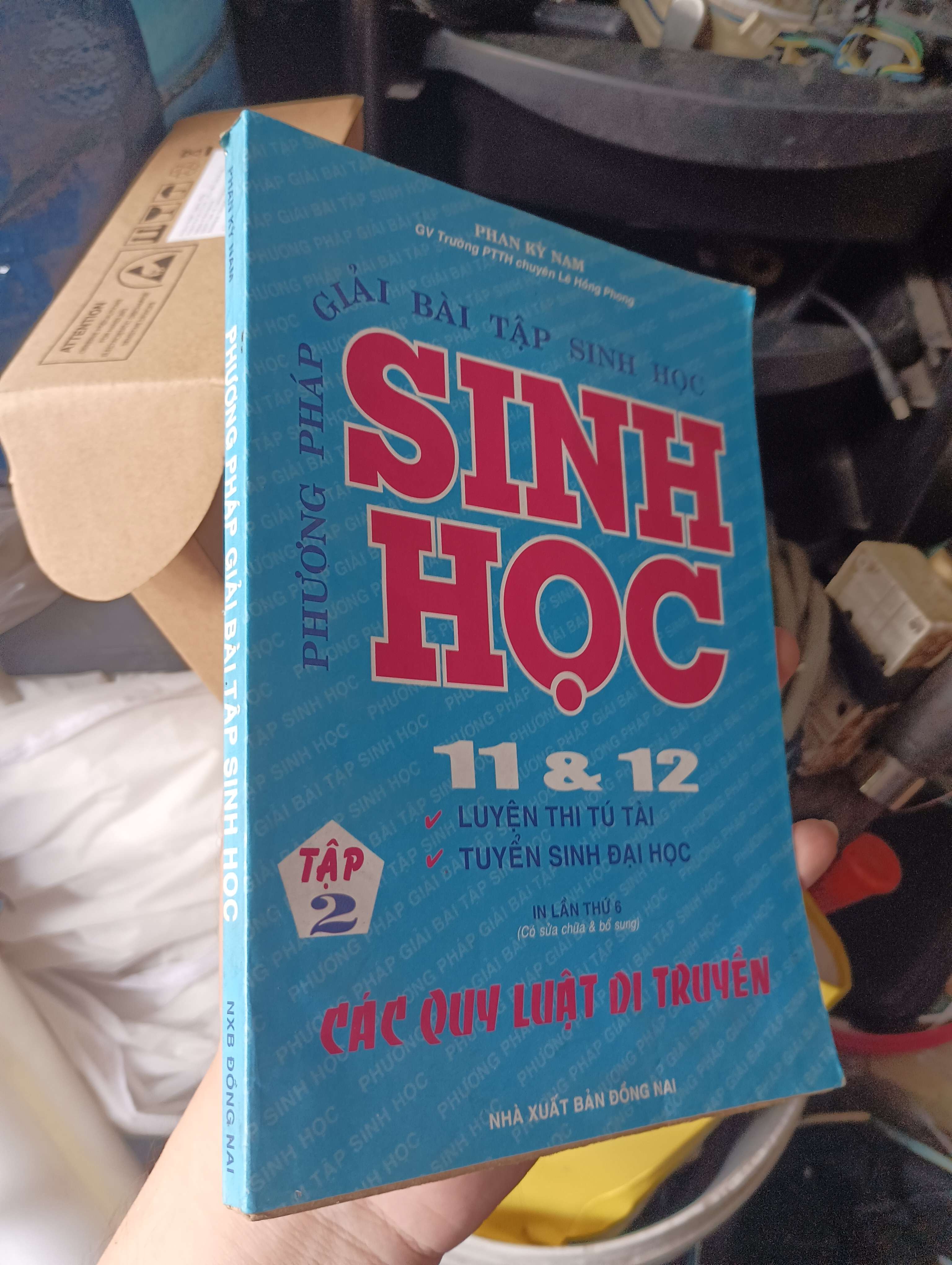 Phương pháp giải bài tập Sinh học 11 & 12 - Tập 2: Các quy luật di truyền 2002 (Giáo khoa) KSX