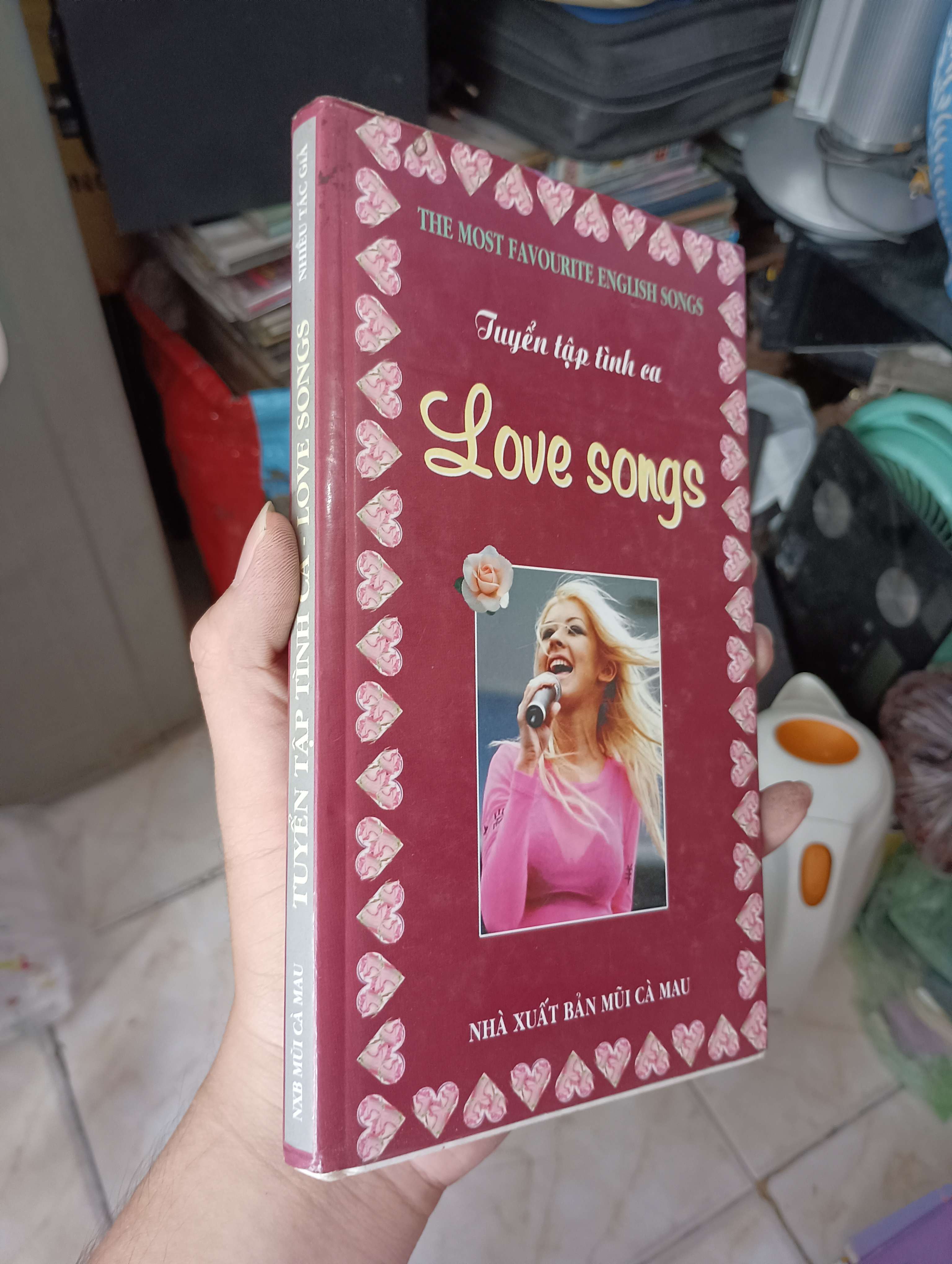 Tuyển Tập Tình Ca - Love Songs 2003 (Sách văn học) KSX
