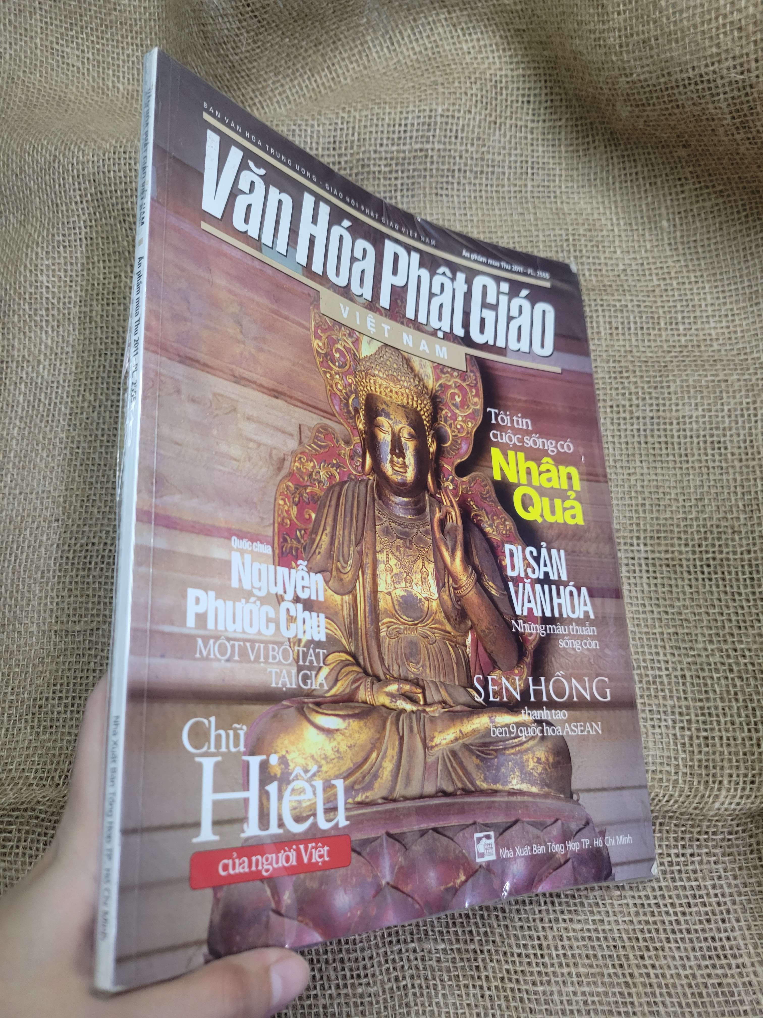 Văn hóa Phật giáo Việt Nam - Ấn phẩm mùa thu 2011 PL.2555 mới 80% bẩn bìa, ố (Sách tôn giáo - tâm linh) SPP
