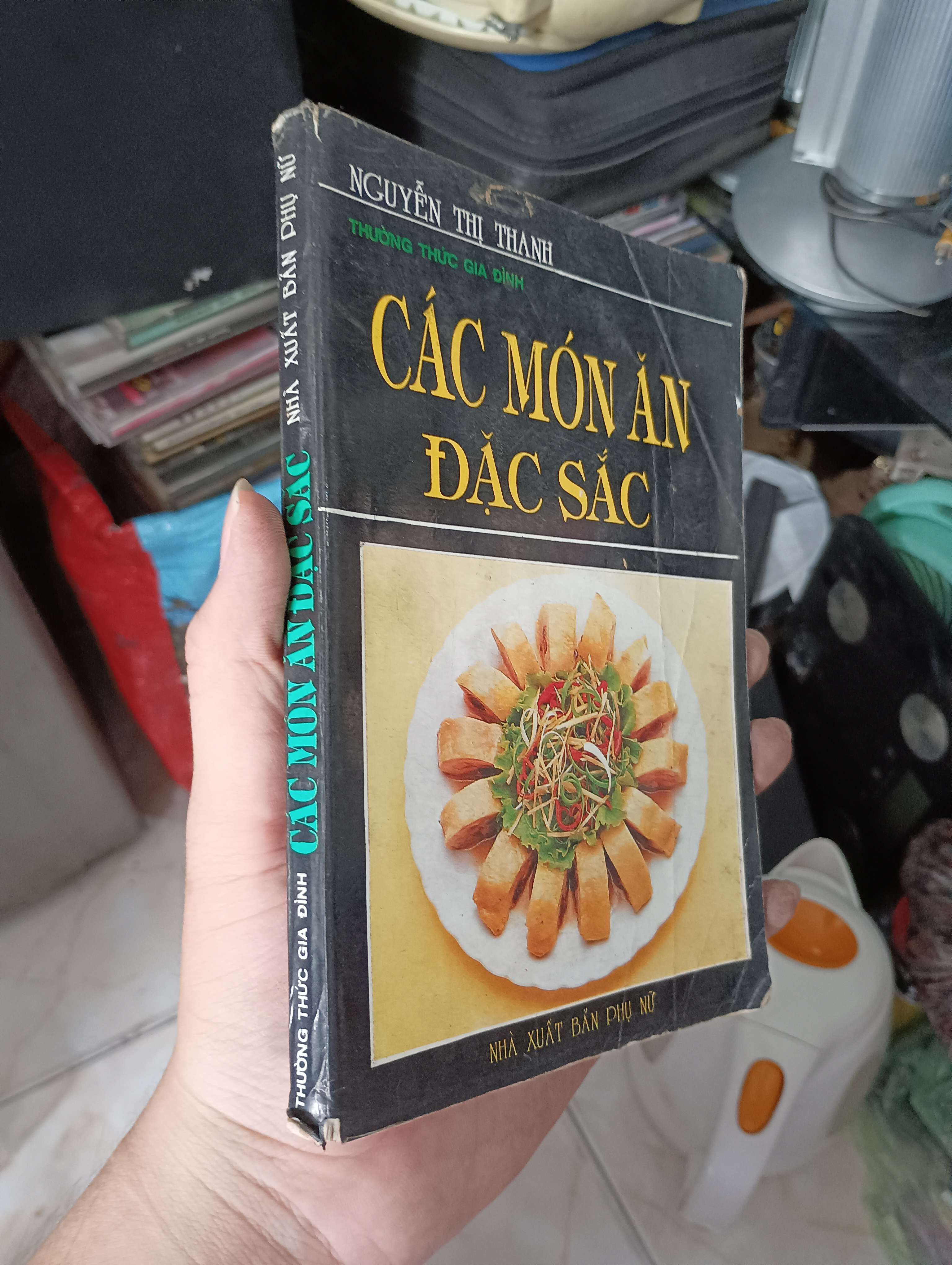 Các Món Ăn Đặc Sắc - Nguyễn Thị Thanh 1996 (Sách kiến thức tổng hợp) KSX