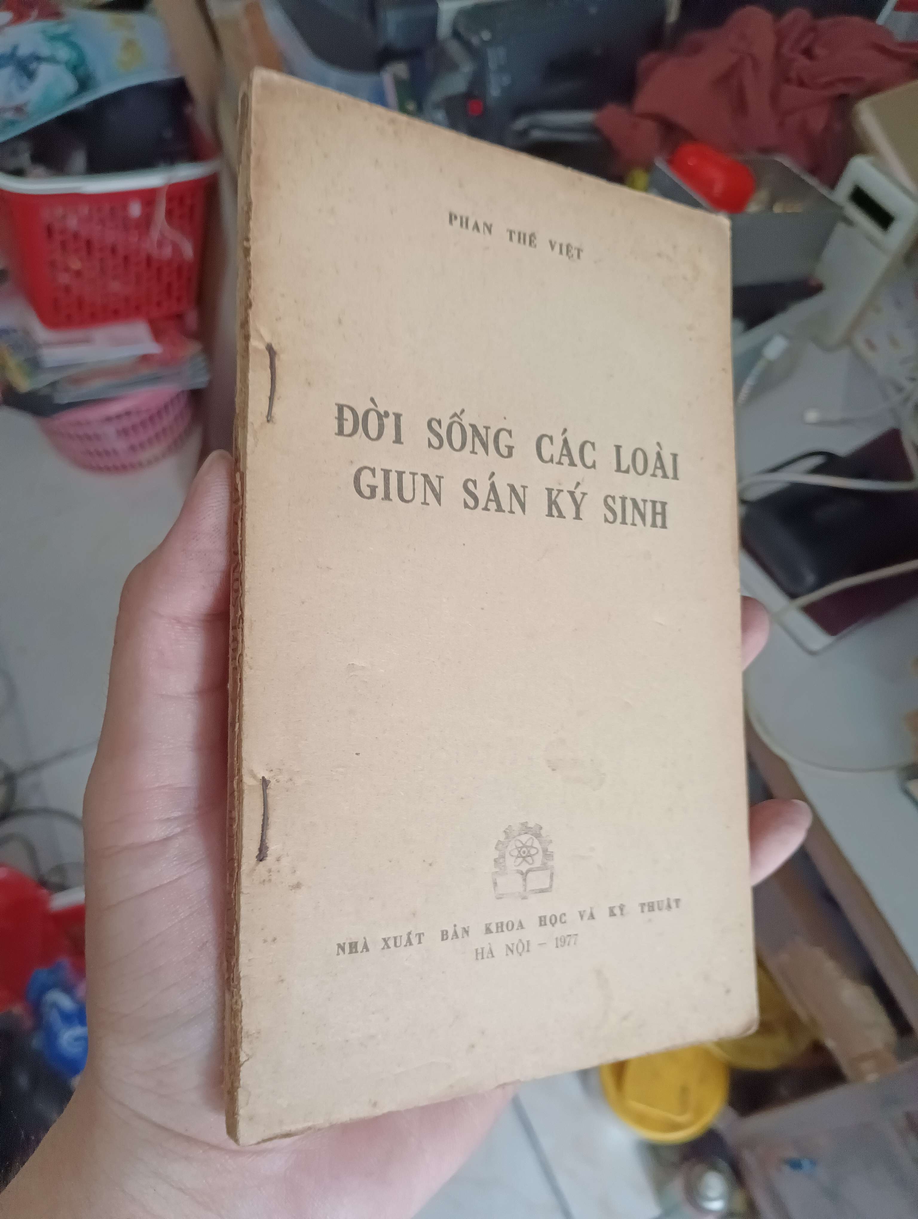 ĐỜI SỐNG CÁC LOÀI GIUN SÁN KÝ SINH - PHAN THỂ VIỆT 1977 (Sách kiến thức tổng hợp) KSX