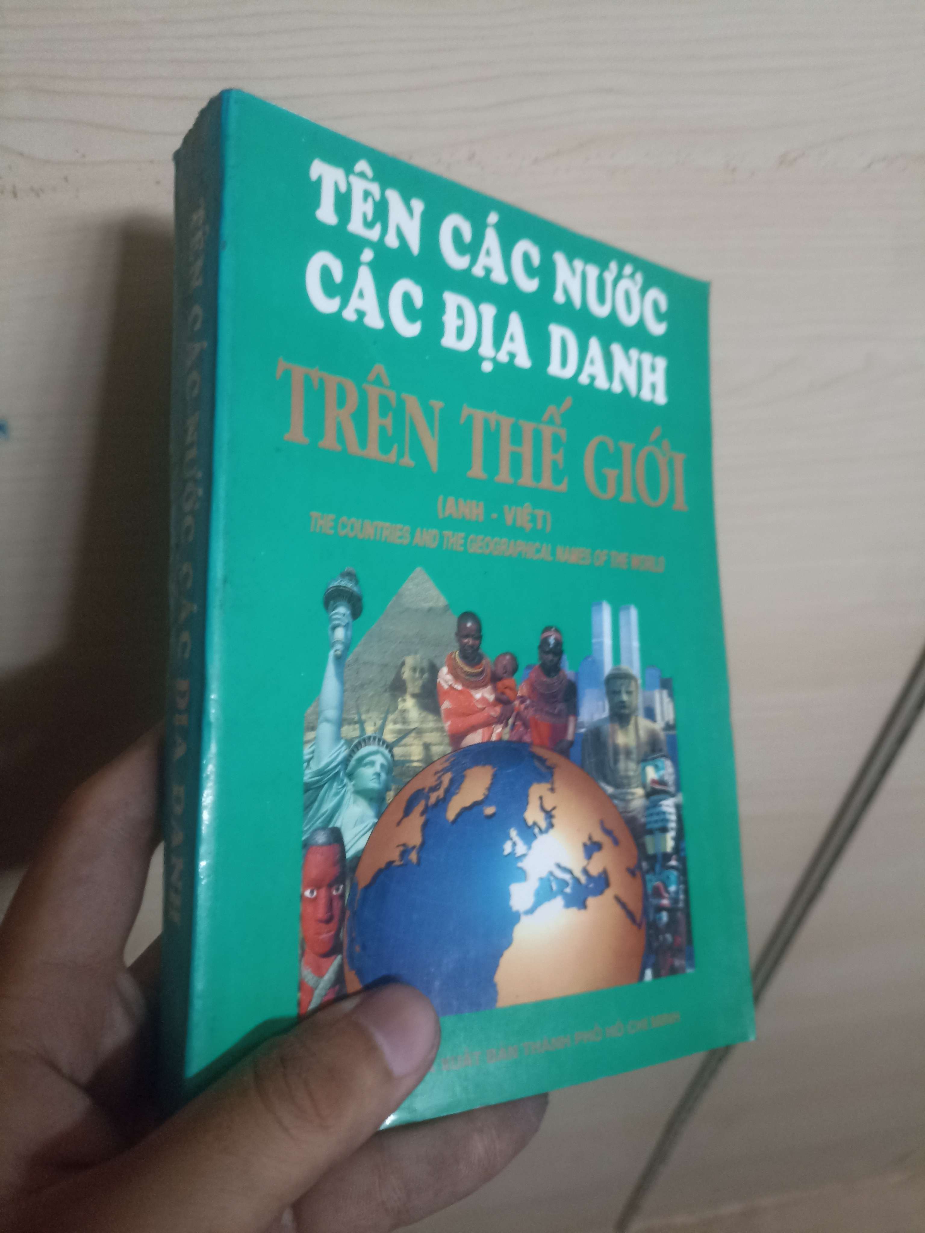 Tên các địa danh trên thế giới Mới 80% (Sách kiến thức tổng hợp) VAVO