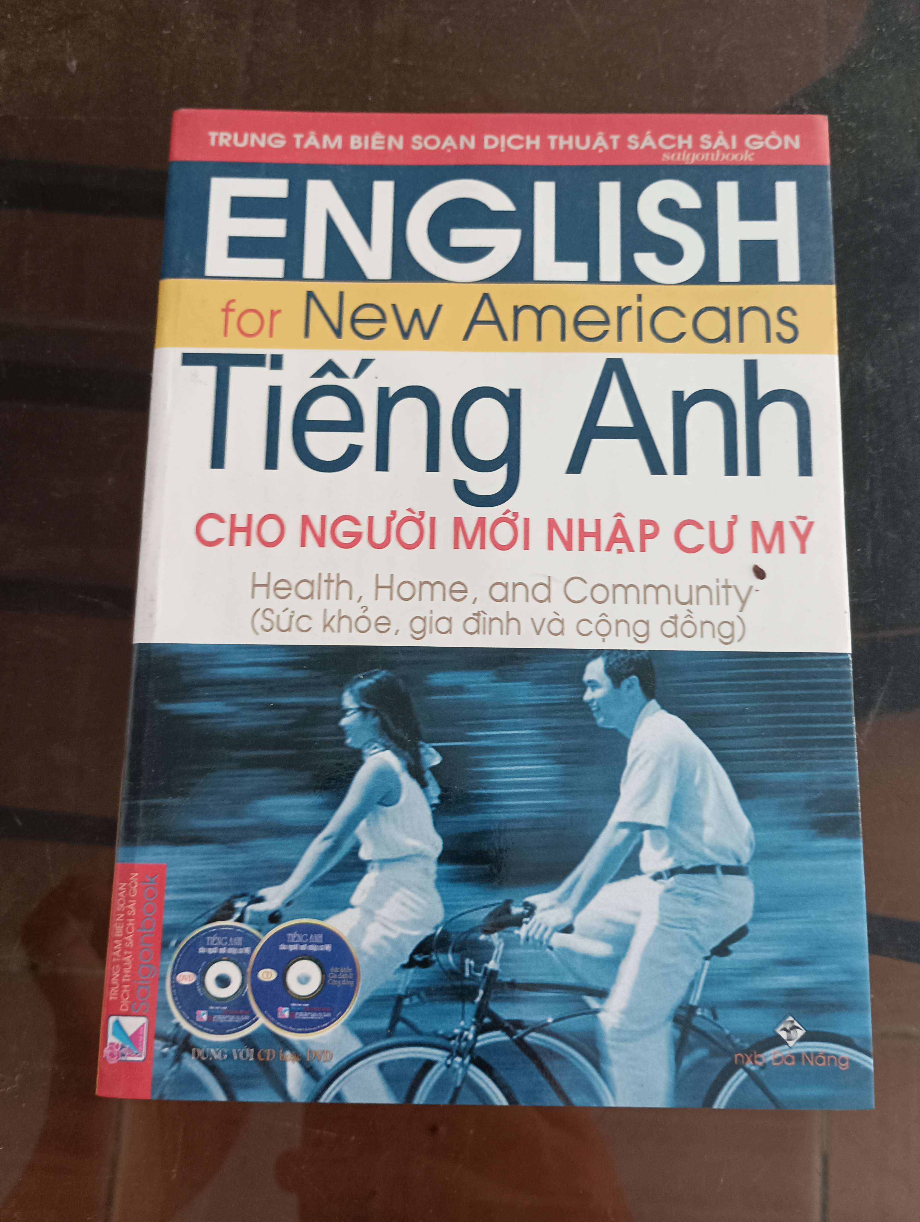 English for New Americans - Tiếng Anh Cho Người Mới Nhập Cư Mỹ: Health, Home, and Community (Sức khỏe, gia đình và cộng đồng) Mới 90% 2007 (Sách học ngoại ngữ) VAVO