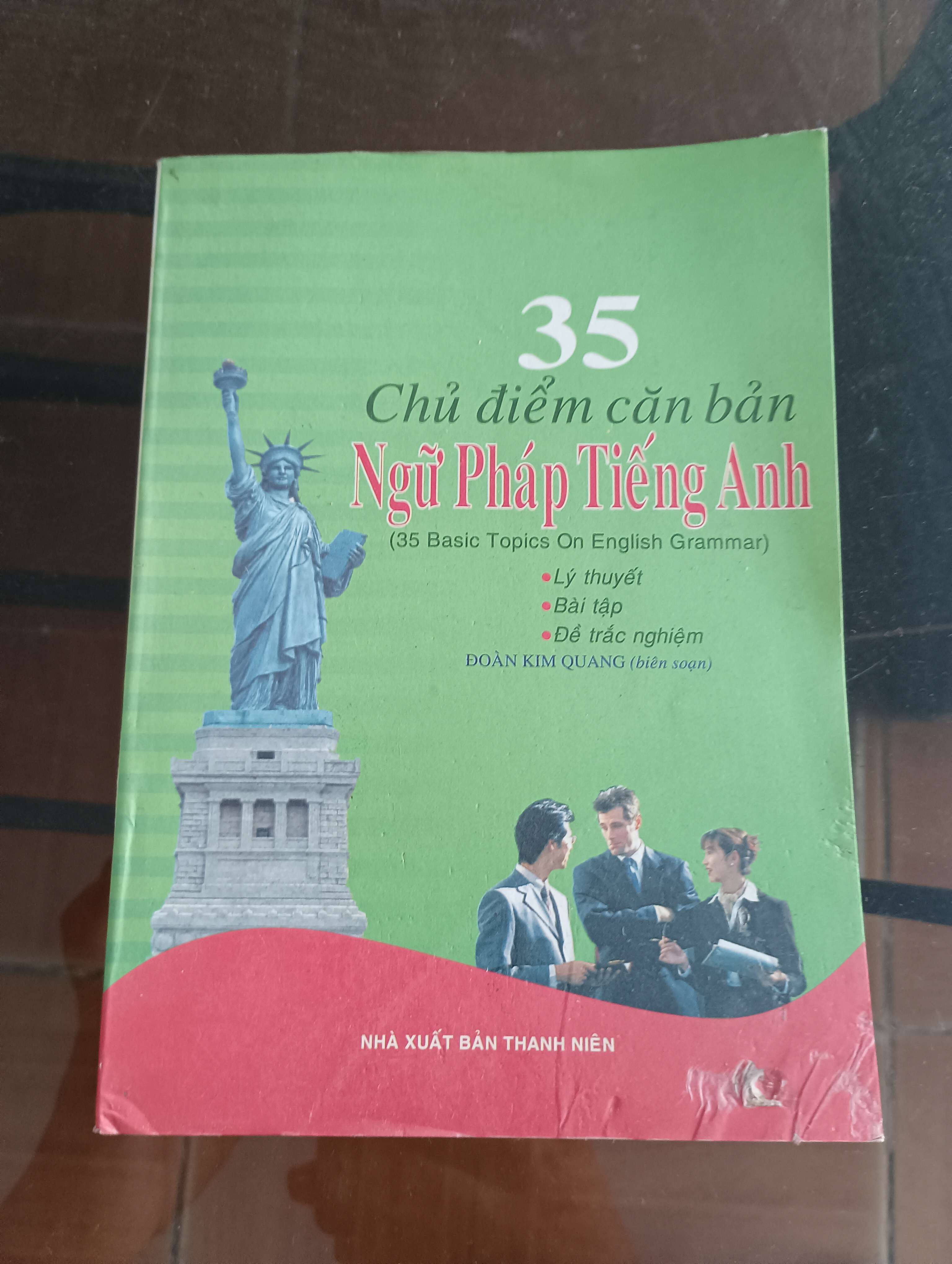 35 chủ điểm căn bản ngữ pháp Tiếng Anh (35 Basic Topics on English Grammar) - Đoàn Kim Quang Mới 90% 2005 (Sách học ngoại ngữ) VAVO