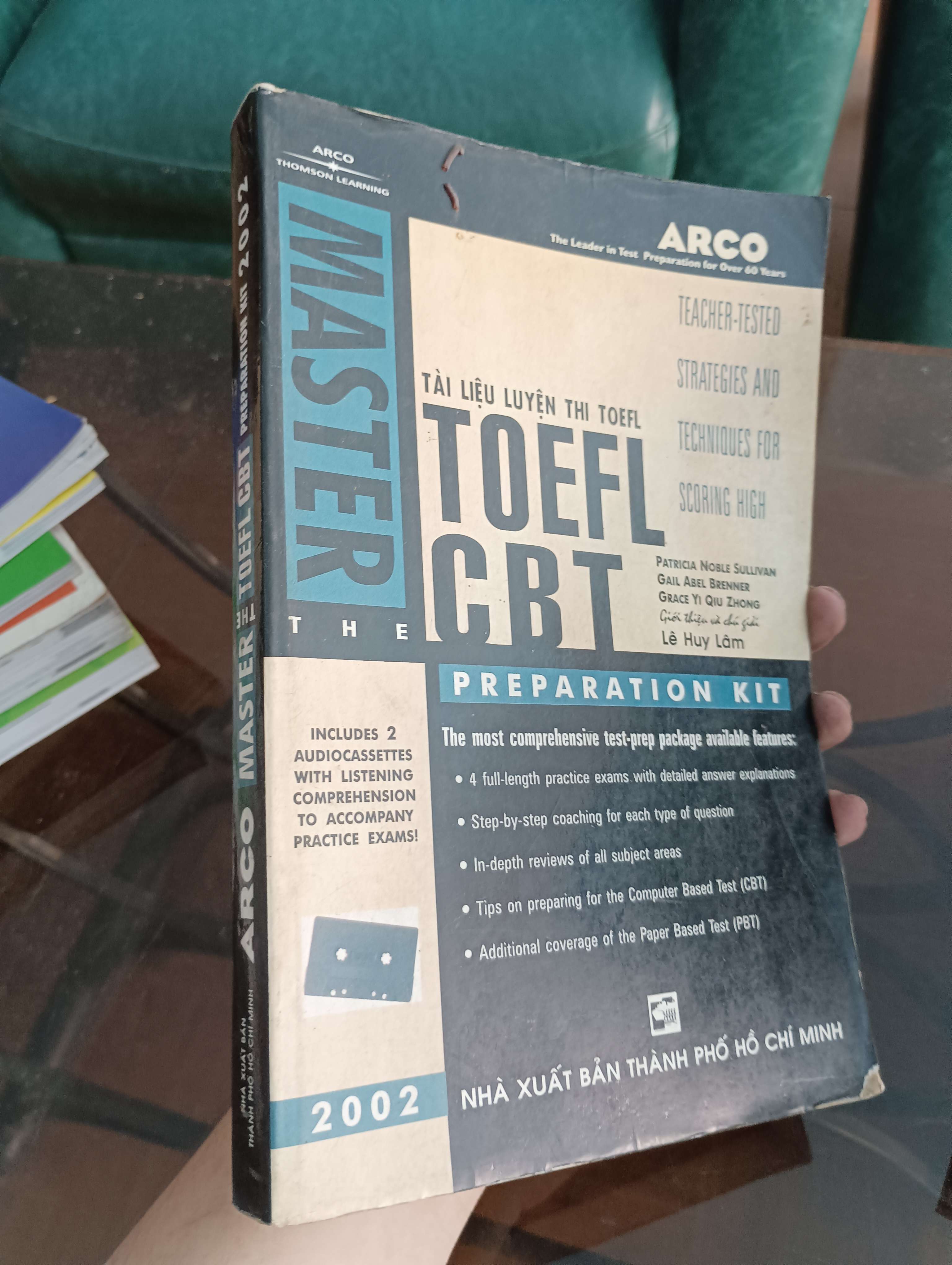 Master the TOEFL CBT Preparation Kit (2002) - Tài liệu luyện thi TOEFL (Patricia Noble Sullivan, Gail Abel Brenner, Grace Yi Qiu Zhong) Mới 90% 2002 (Sách học ngoại ngữ) VAVO