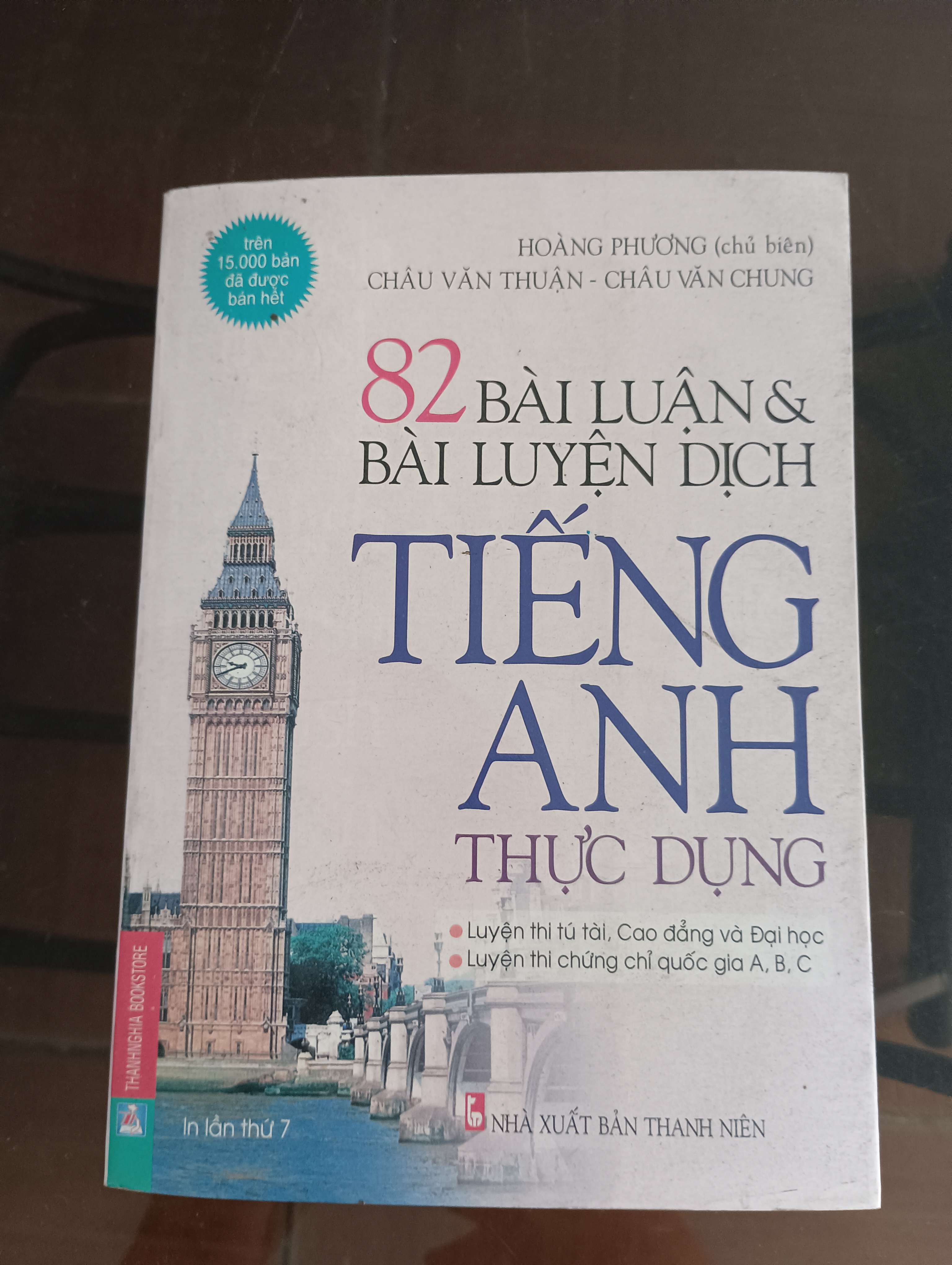 82 Bài Luận & Bài Luyện Dịch Tiếng Anh Thục Dụng - Hoàng Phương Mới 90% 2006 (Sách học ngoại ngữ) VAVO