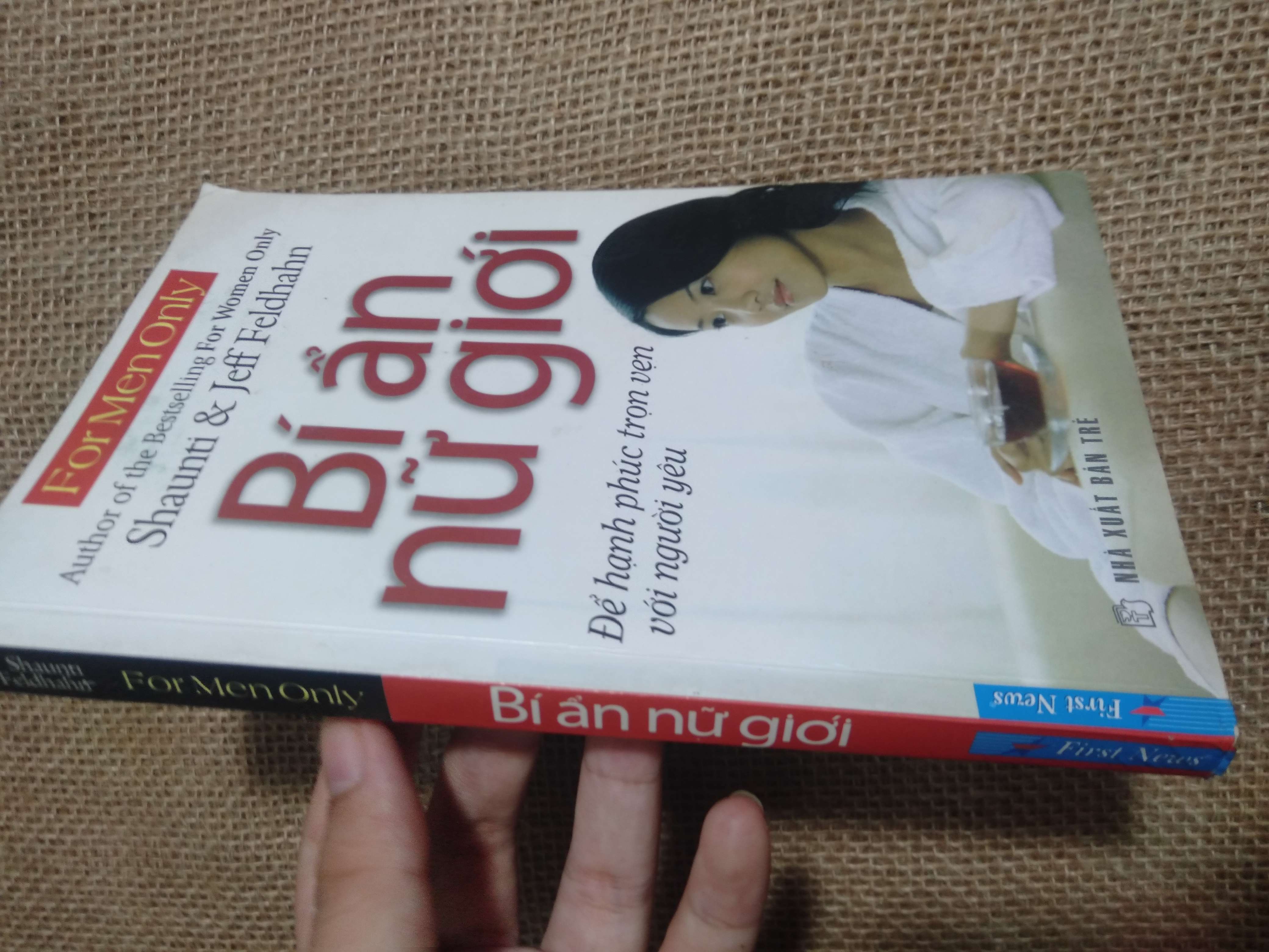 Bí ẩn nữ giới - Shaunti & Jeff Feldhahn 2010 mới 90% (Sách tâm lý học - giới tính) HCM