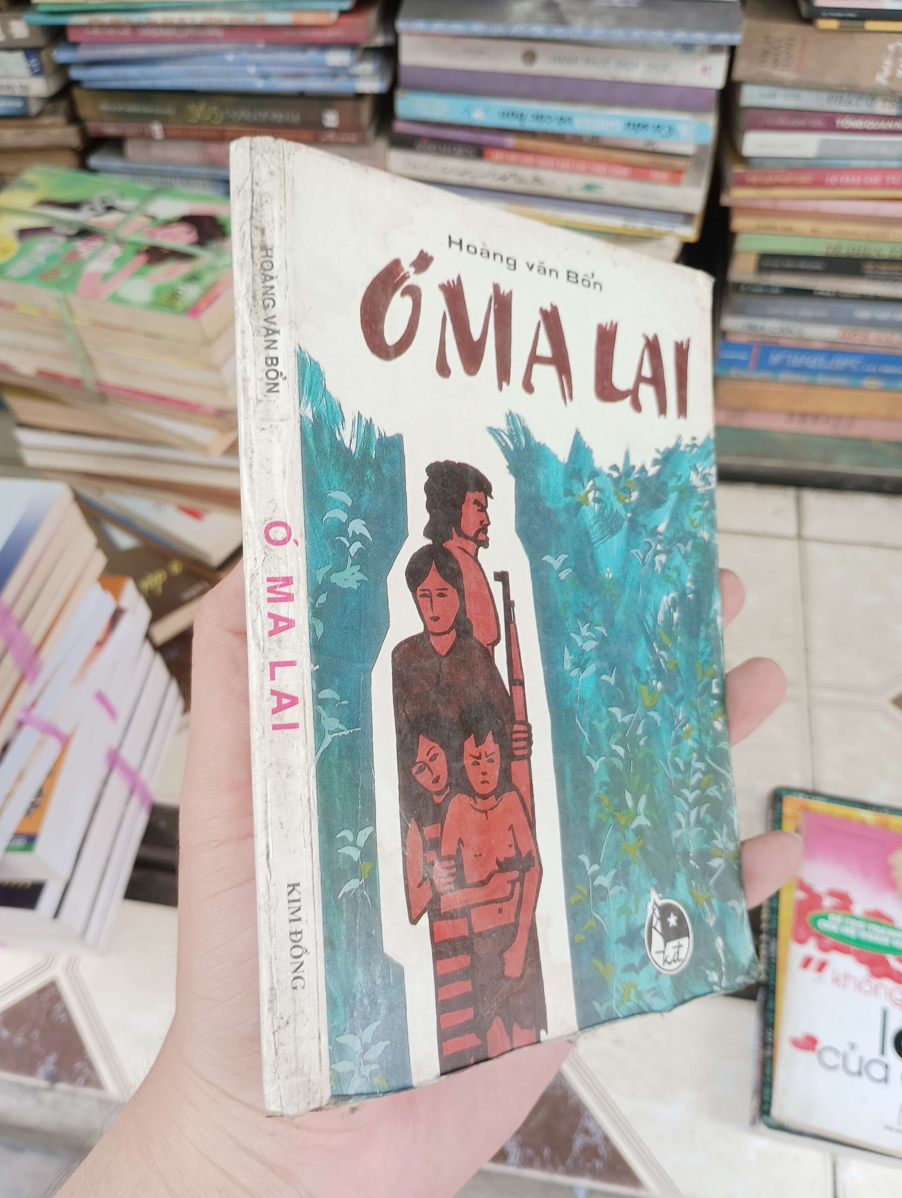 Ở Ma Lai - Hoàng Văn Bổn 1995 (Sách văn học) BGB