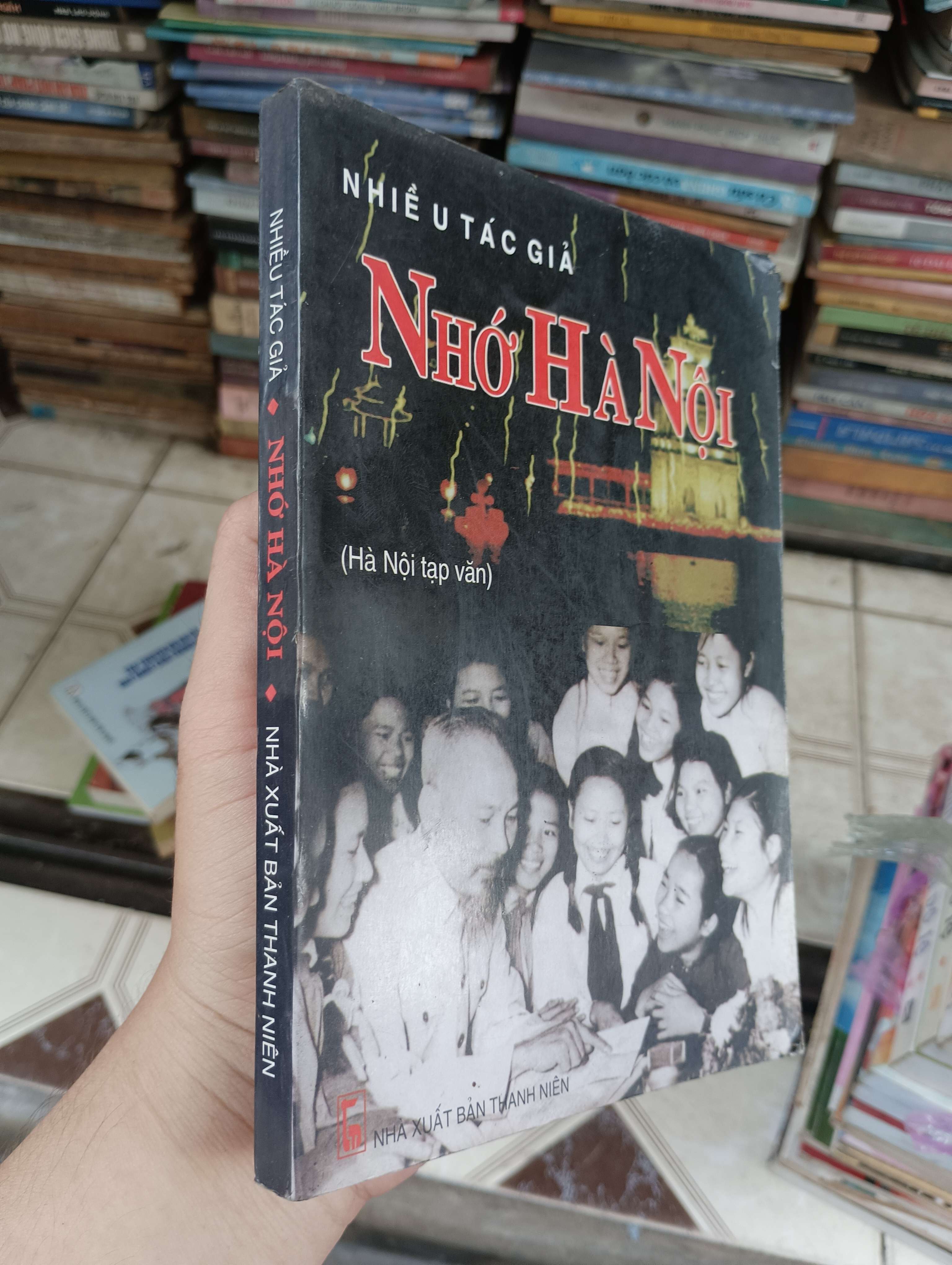 Nhớ Hà Nội 2004 (Sách văn học) BGB