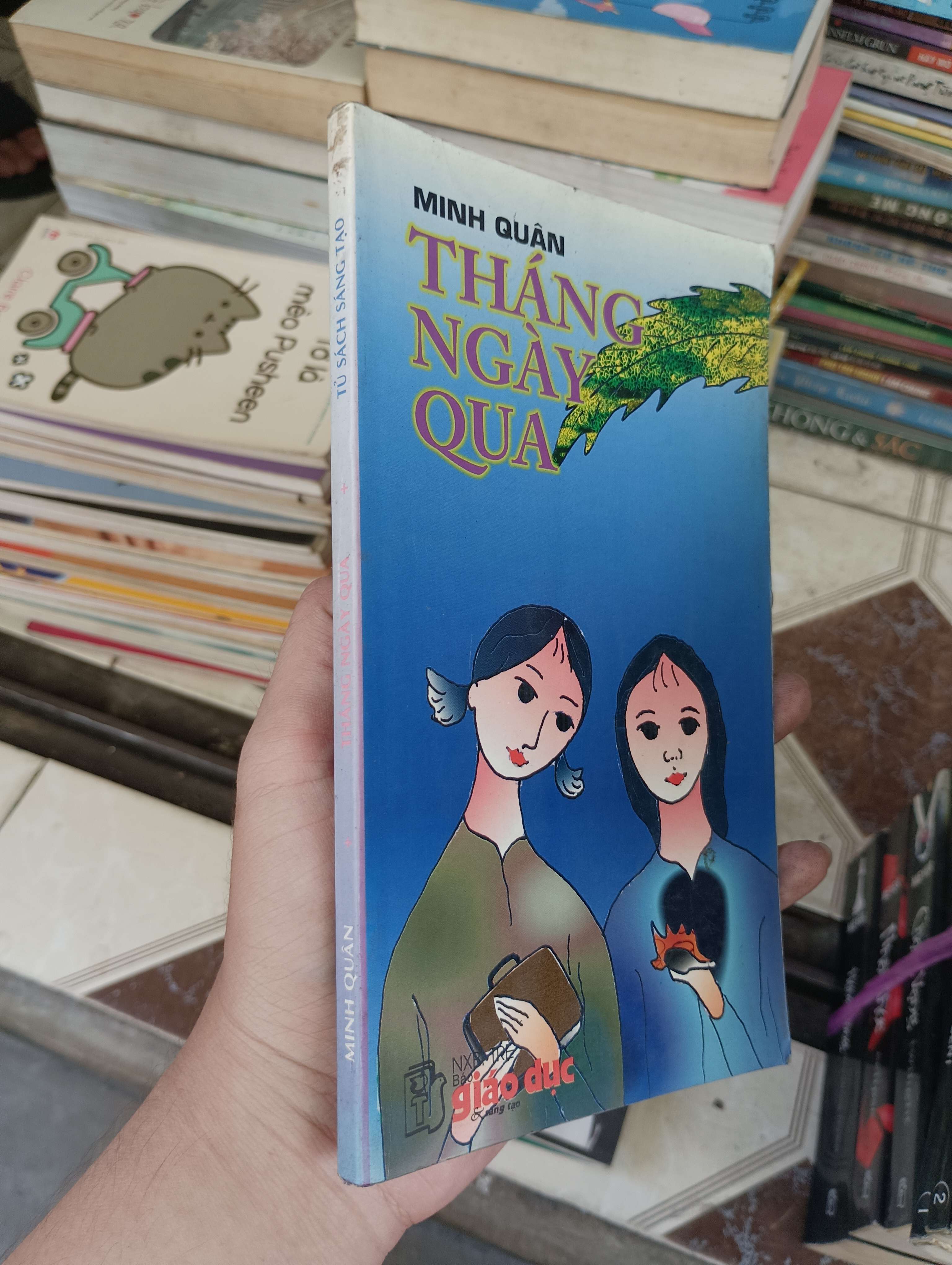 Tháng ngày qua - Minh Quân 2002 (Sách văn học) BGB