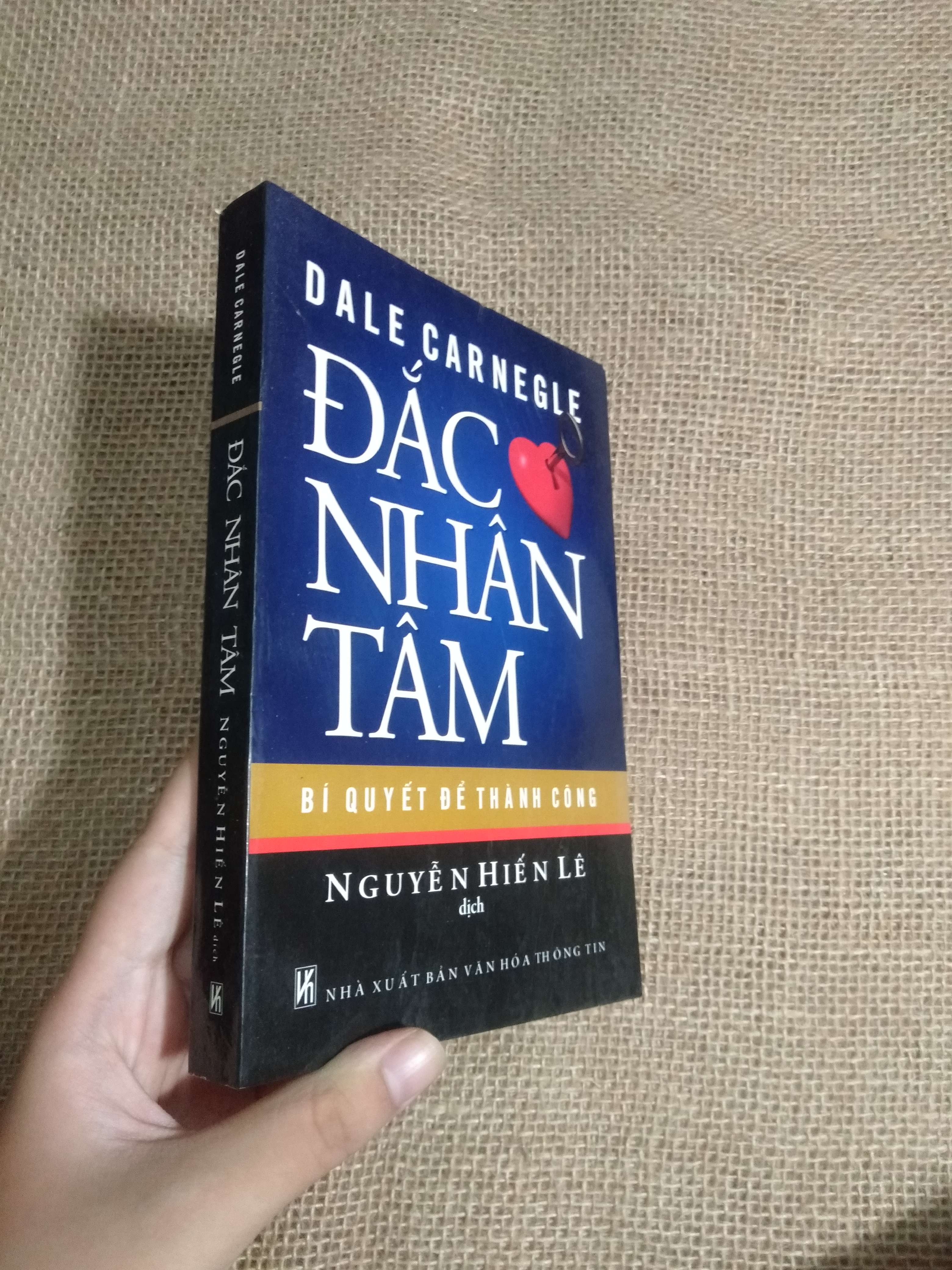 Đắc Nhân Tâm (Bí quyết để thành công) - Dale Carnegie 2012 mới 90% (Sách kiến thức tổng hợp) HCM
