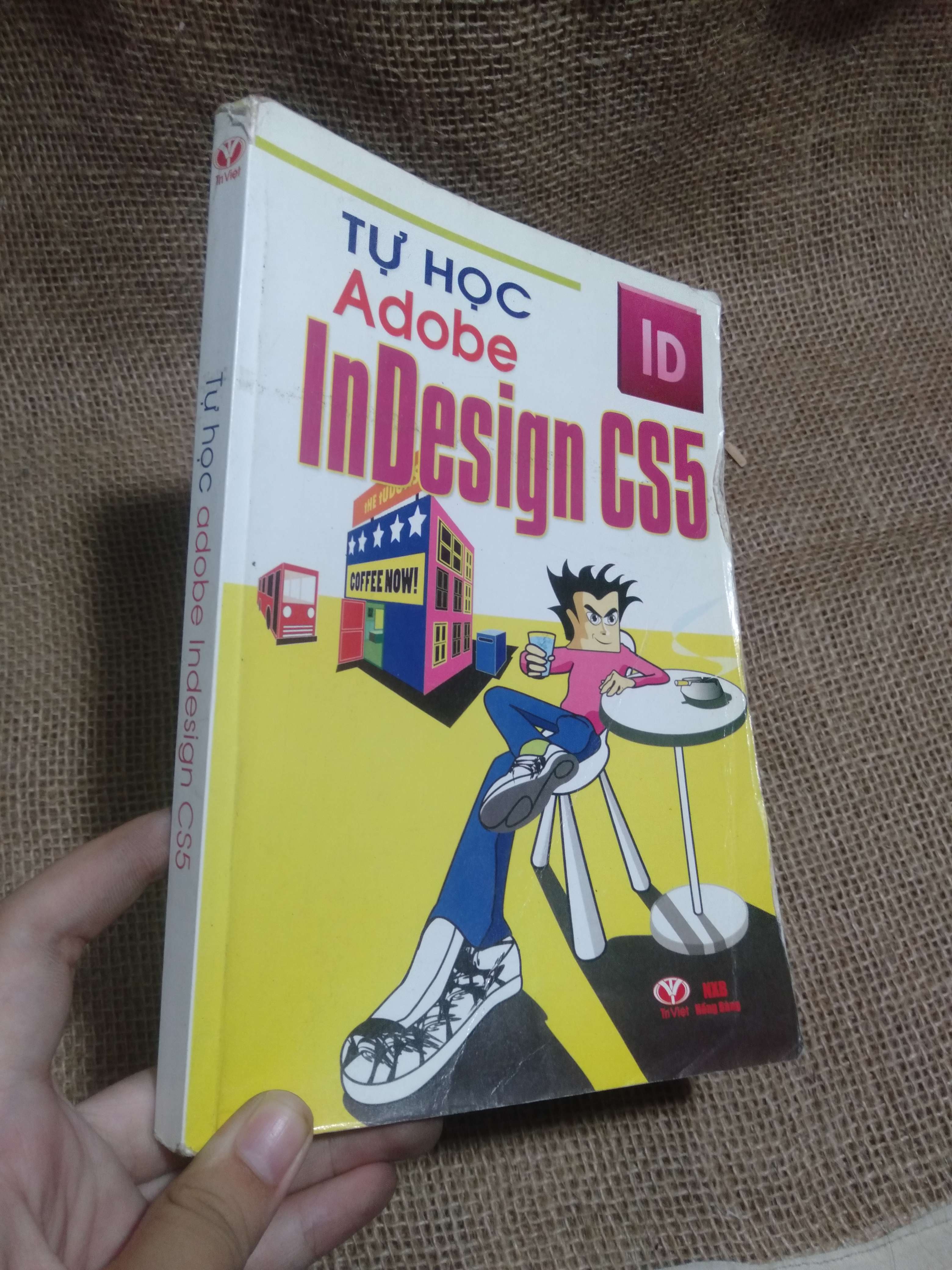 Tự học Adobe InDesign CS5 - Tri Việt 2012 mới 80% sách hơi nhăn (Sách công nghệ thông tin) HLSC
