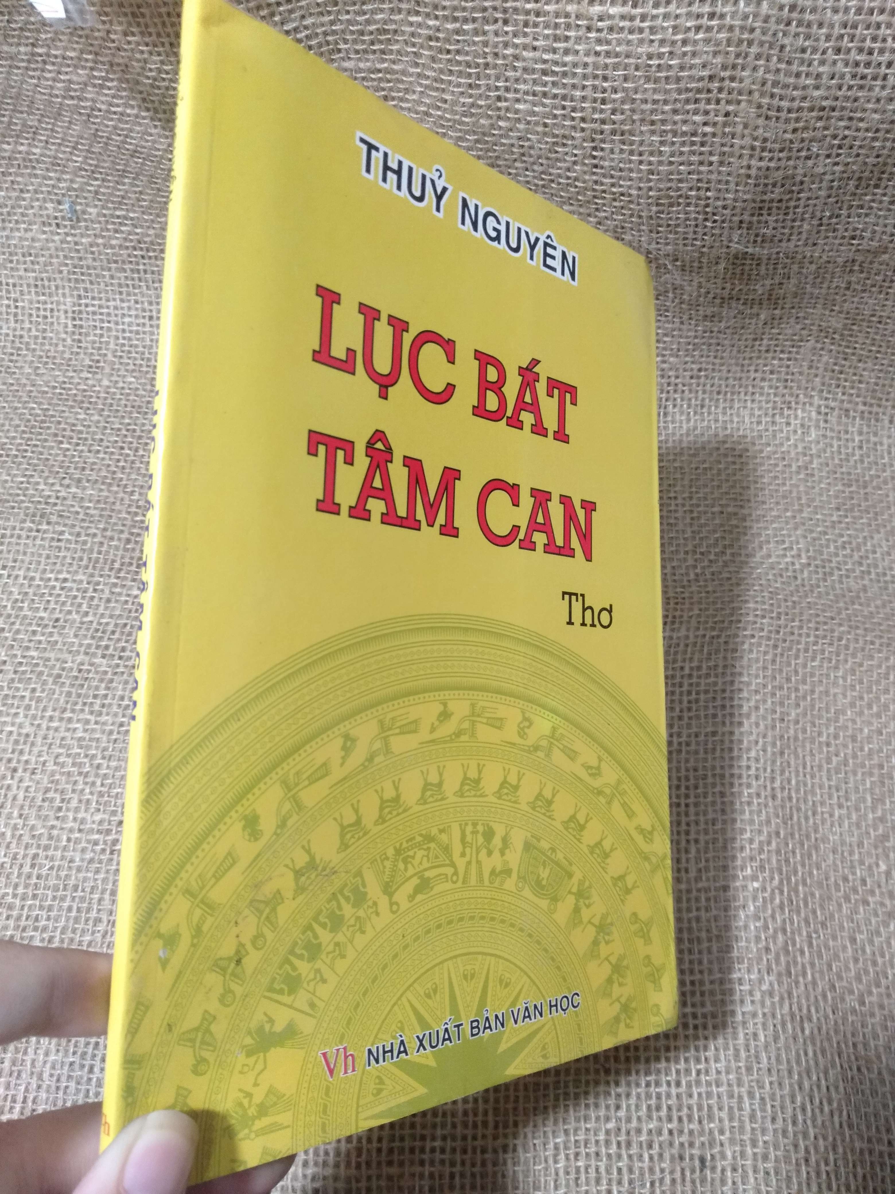 Lục Bát Tâm Can (Thơ) — Thuỷ Nguyên 2010 mới 90% (thơ - ca dao - tục ngữ) HLSC