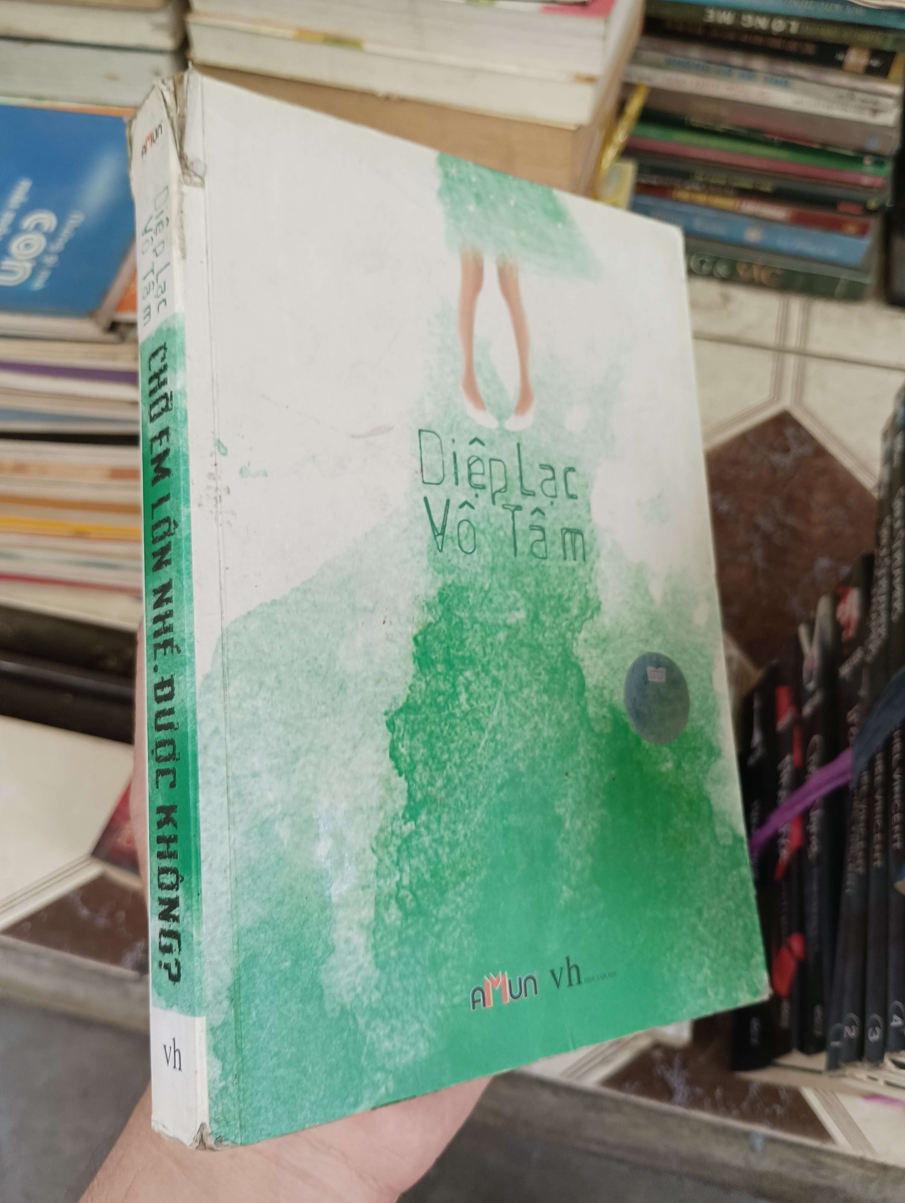 Chờ em lớn nhé, được không? - Diệp Lạc Vô Tâm 2014 (Tiểu Thuyết) BGB