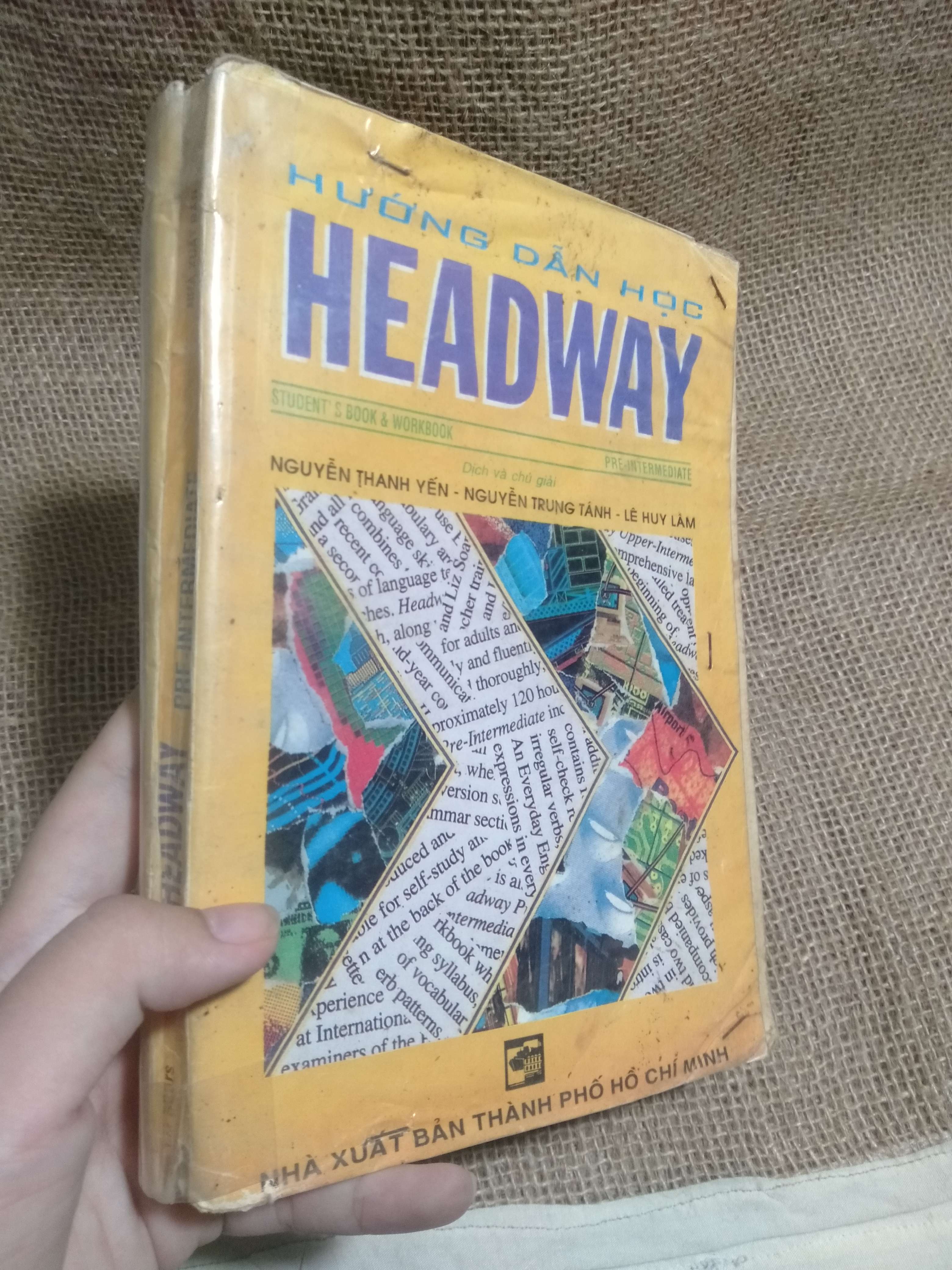 Hướng dẫn học Headway - Nhà xuất bản Thành phố Hồ Chí Minh . mới 70% ố (Sách học ngoại ngữ) HLSC