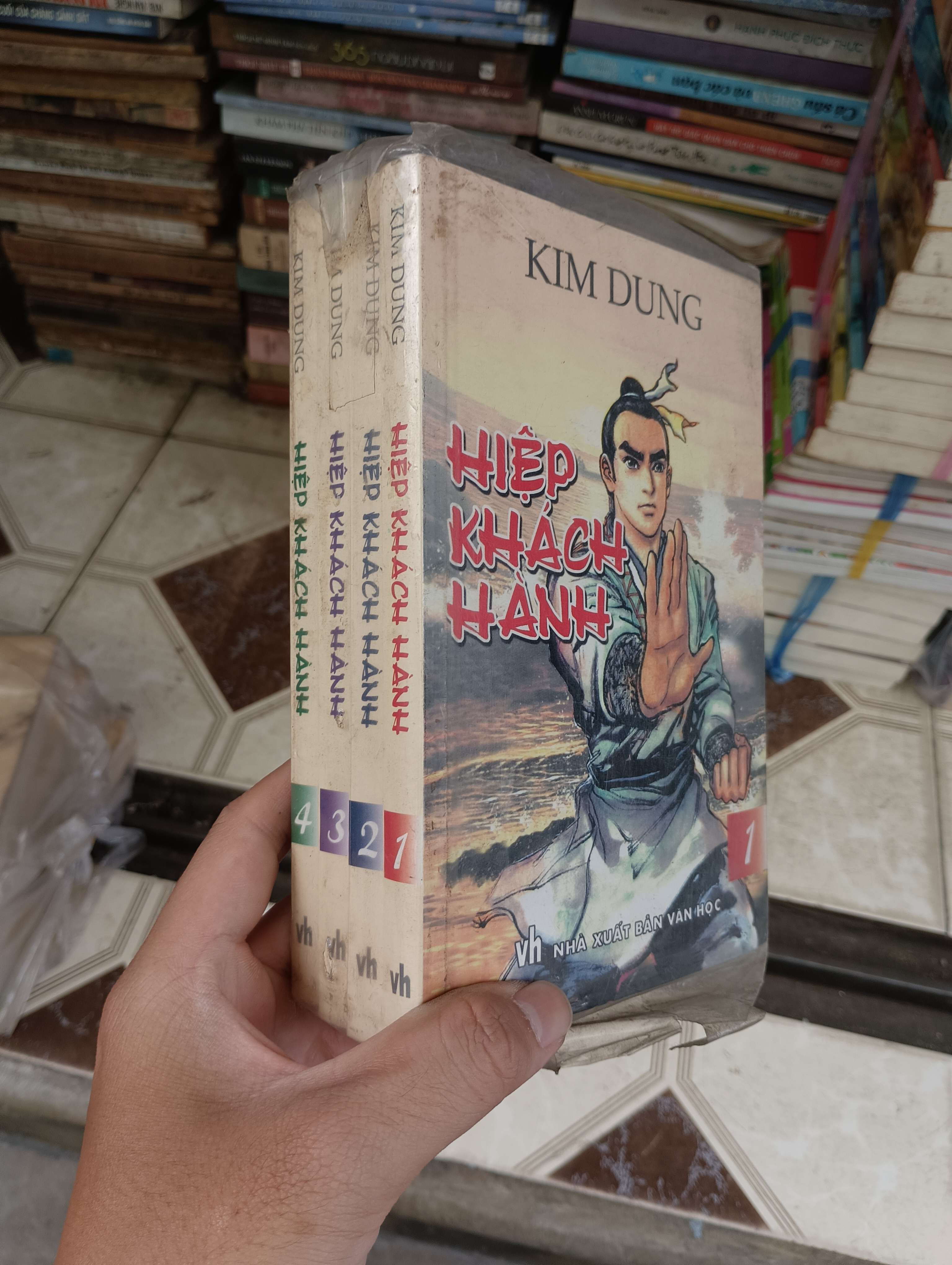 HIỆP KHÁCH HÀNH (4 tập) - KIM DUNG (Tiểu Thuyết) BGB