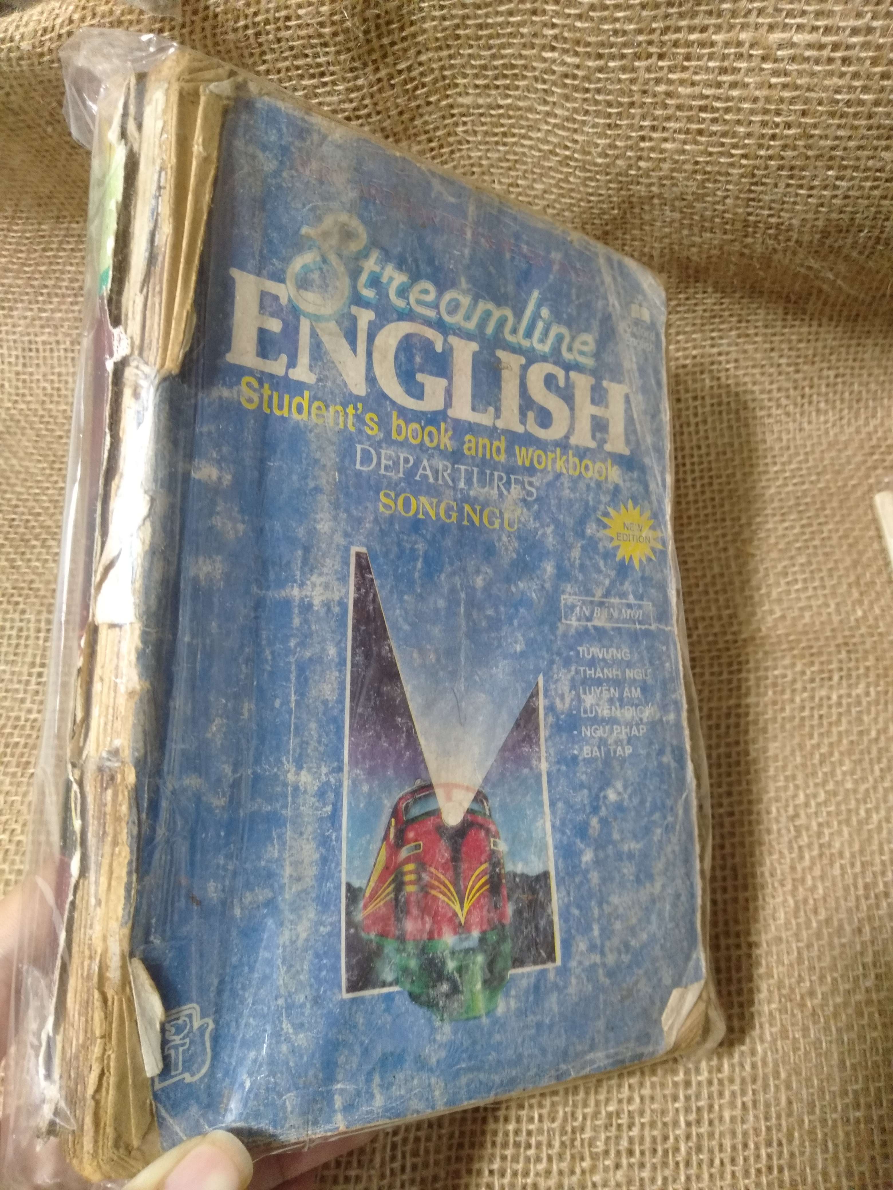 Streamline English: Student's Book and Workbook - Departures (Song ngữ) — Bernard Hartley, Peter Viney mới 70% rách,ố (Sách học ngoại ngữ) HLSC